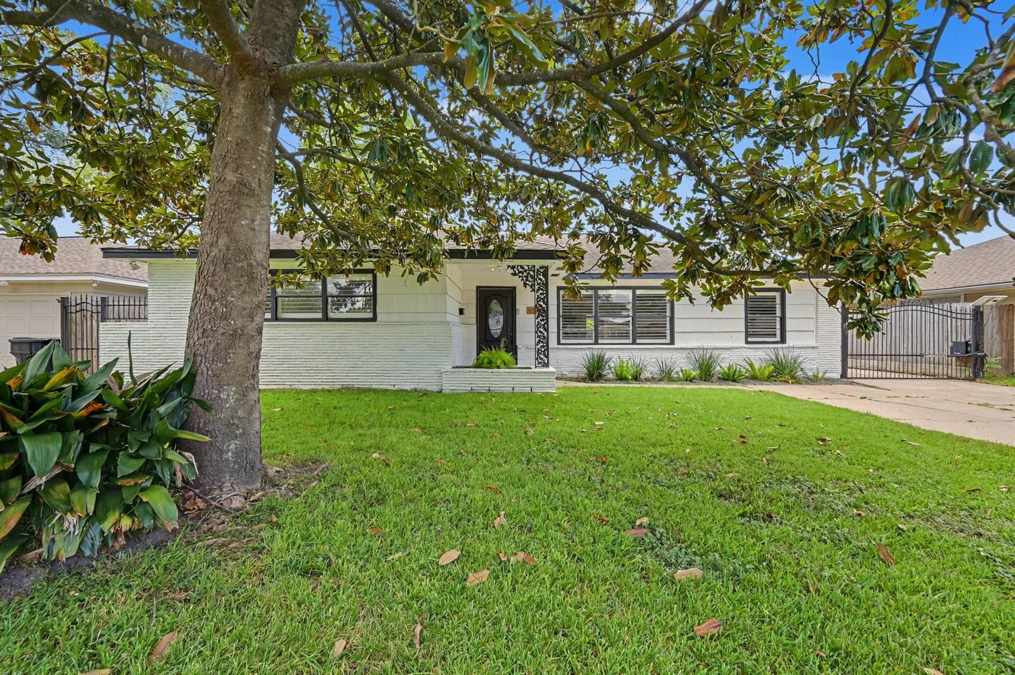 9613 Westview Drive