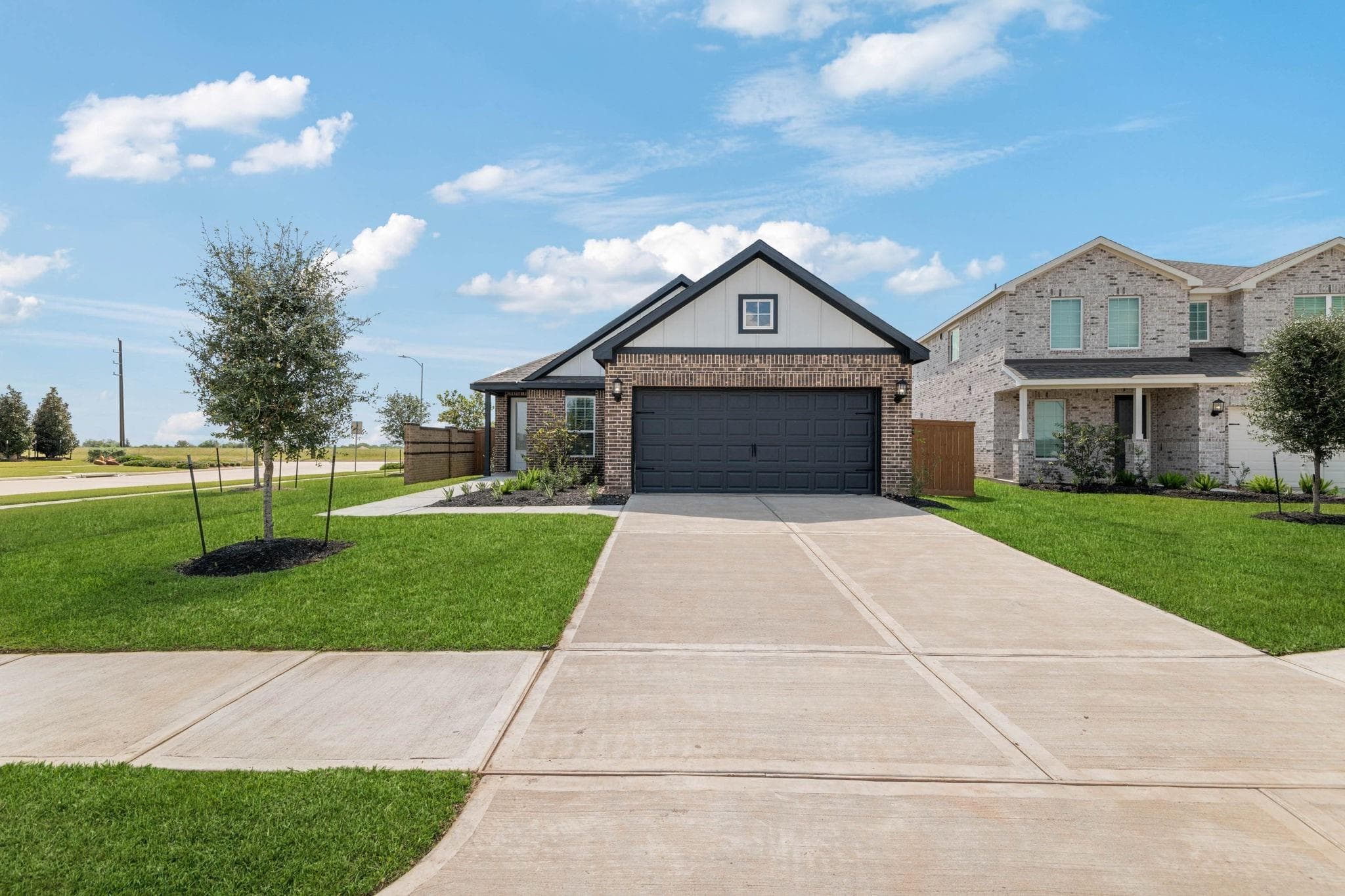 1035 Rosewood Trail