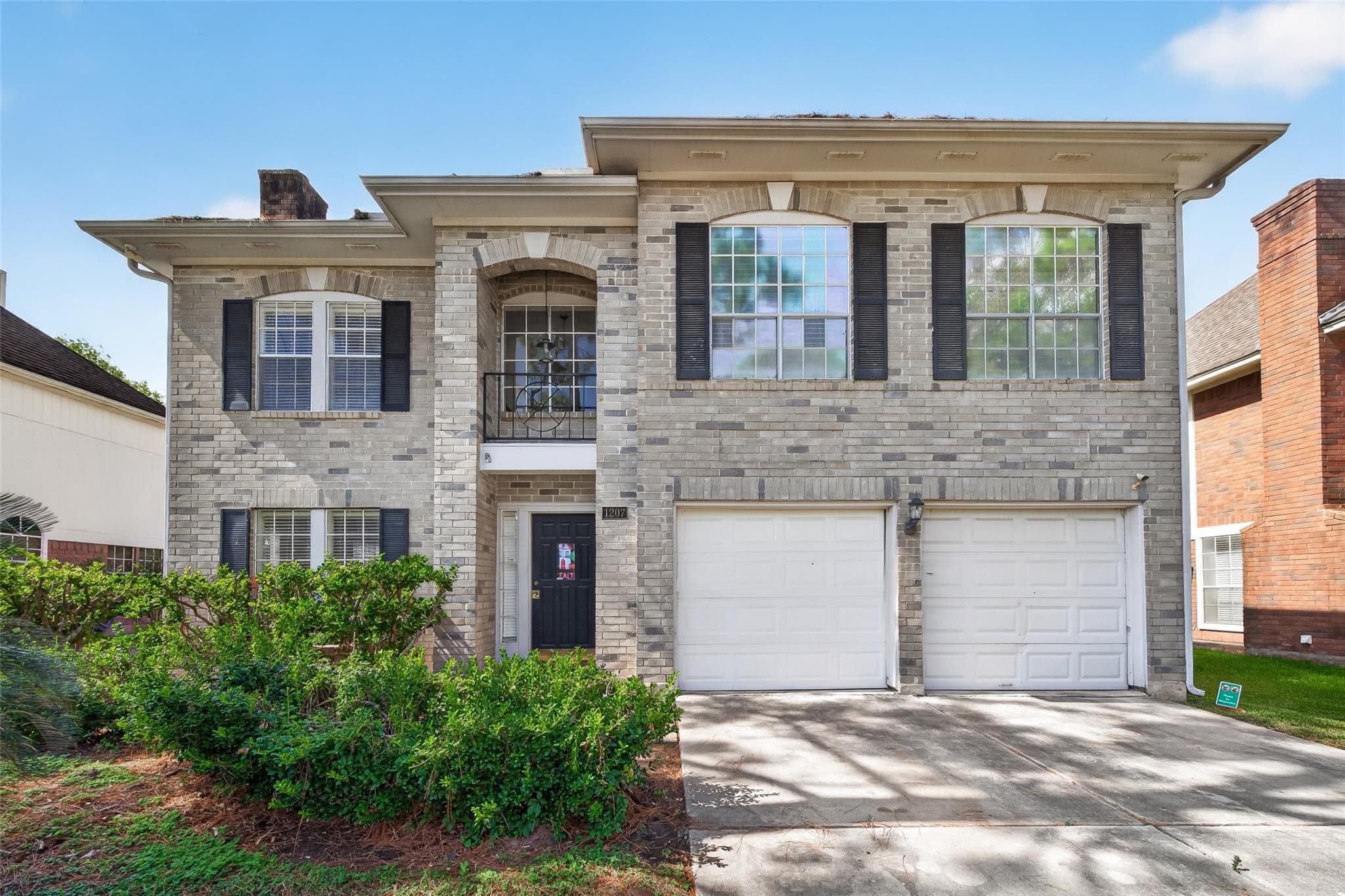 1207 Green Knoll Drive