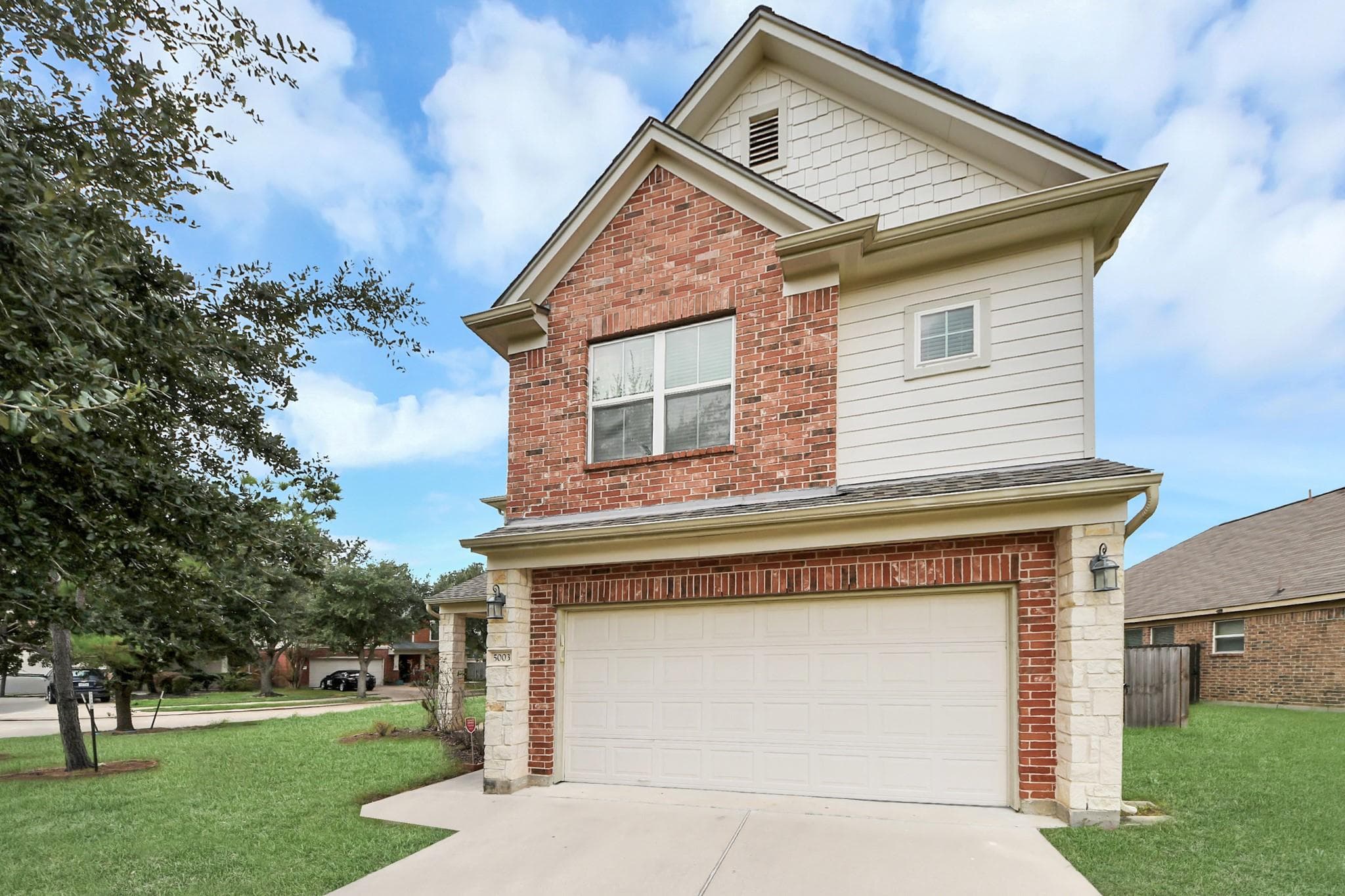 5003 Forest Moss Court