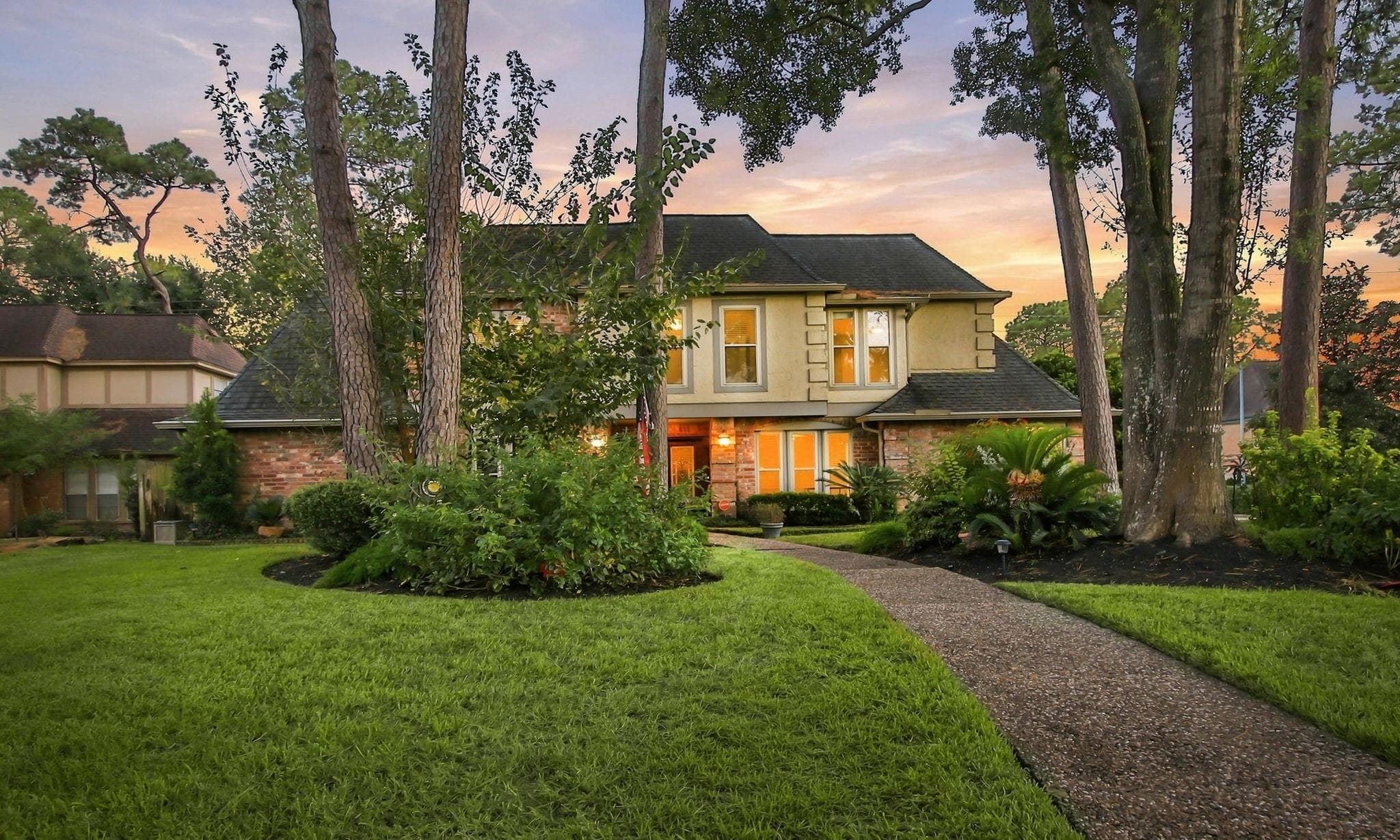 5711 Nodaway Lane