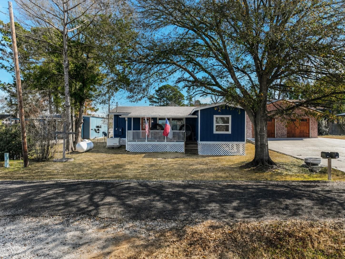 157 Lakeview Drive