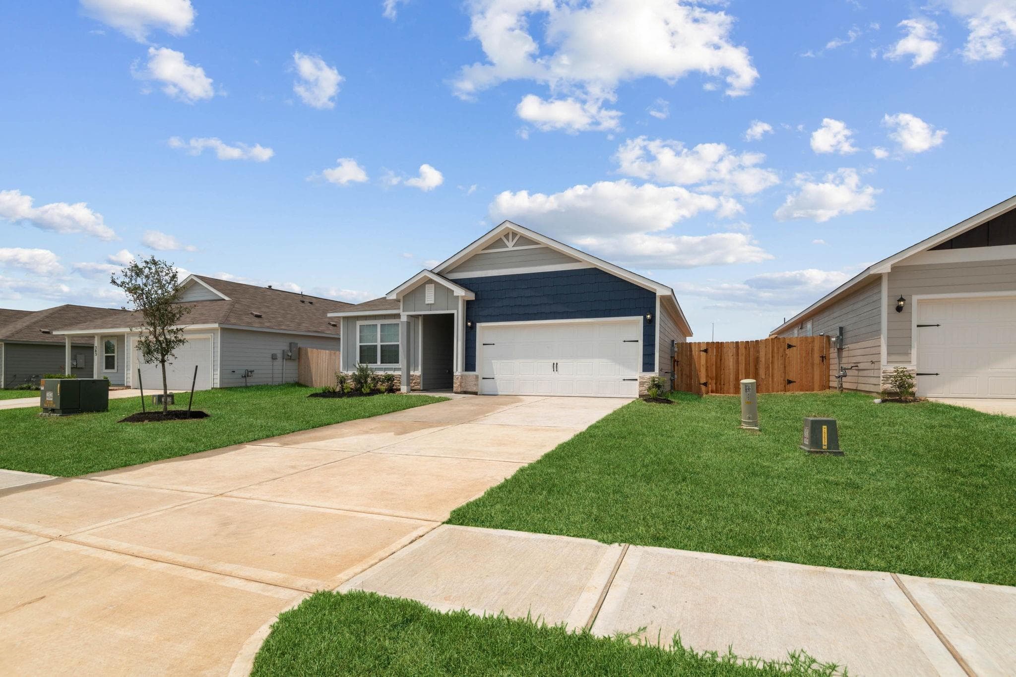 516 Navy Clouds Drive