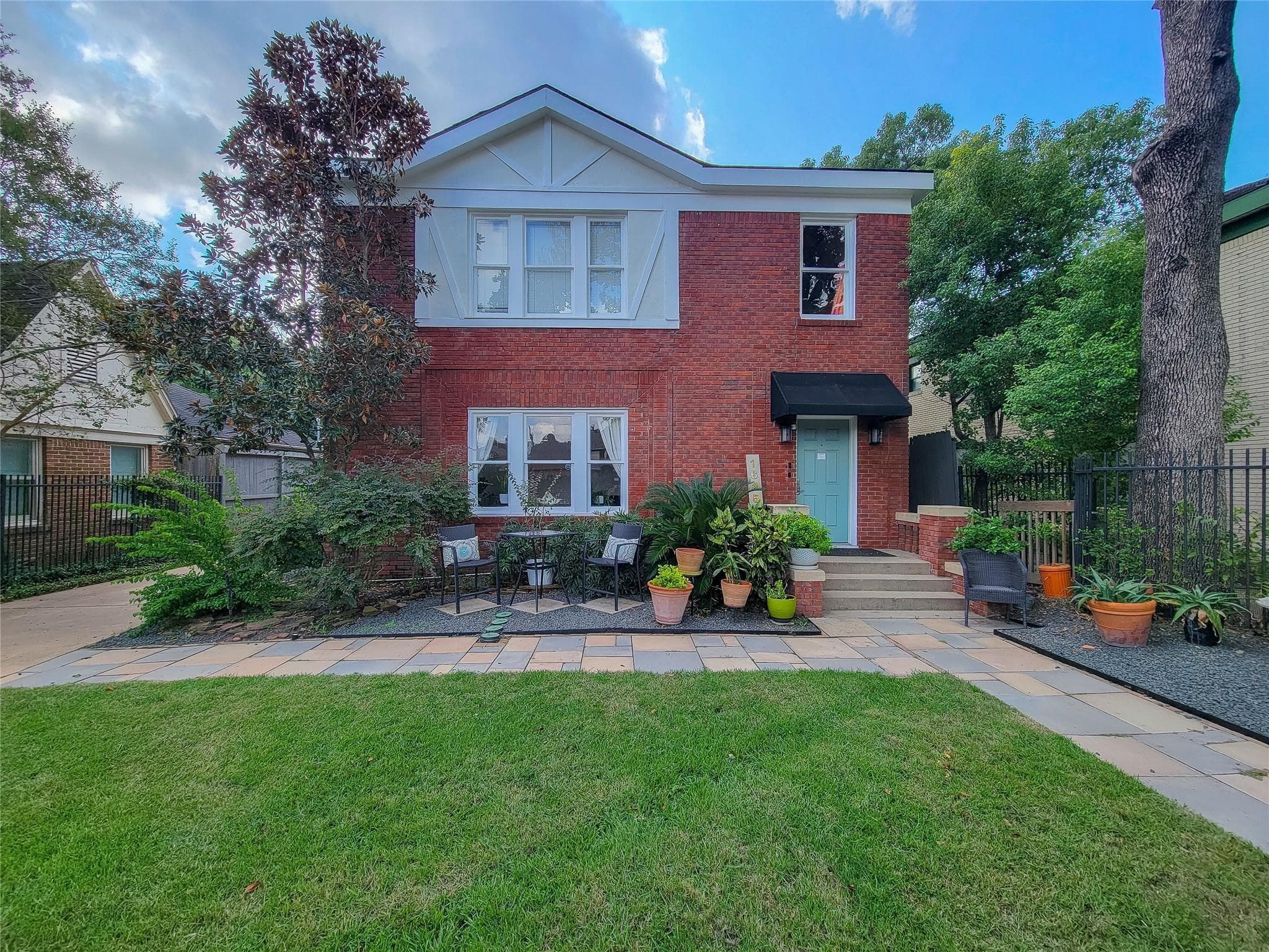 1635 Norfolk Street #2