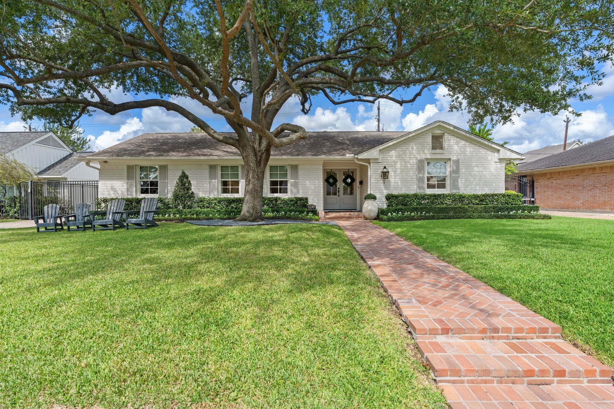 6248 Burgoyne Road