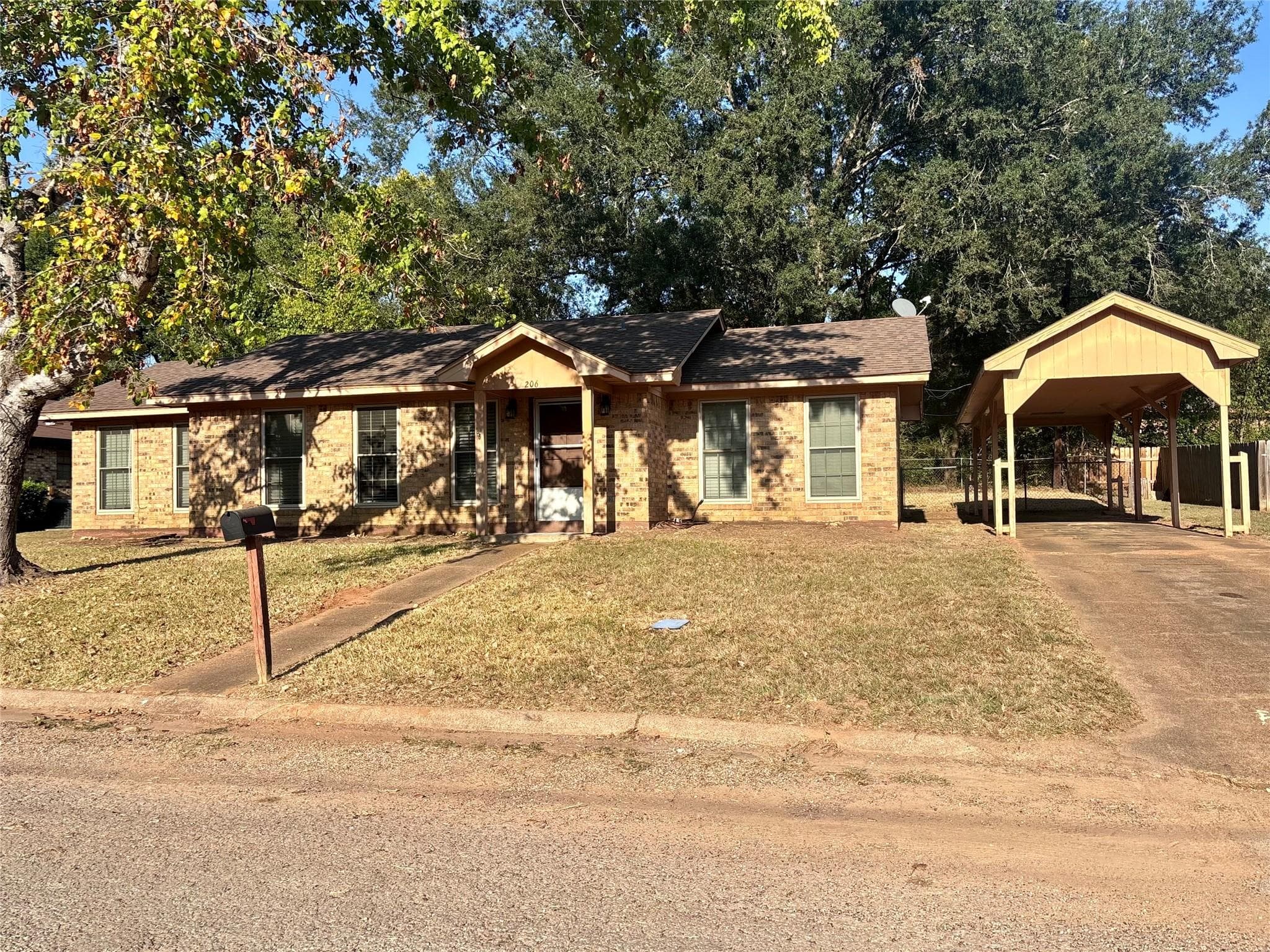 206 Valley Lane