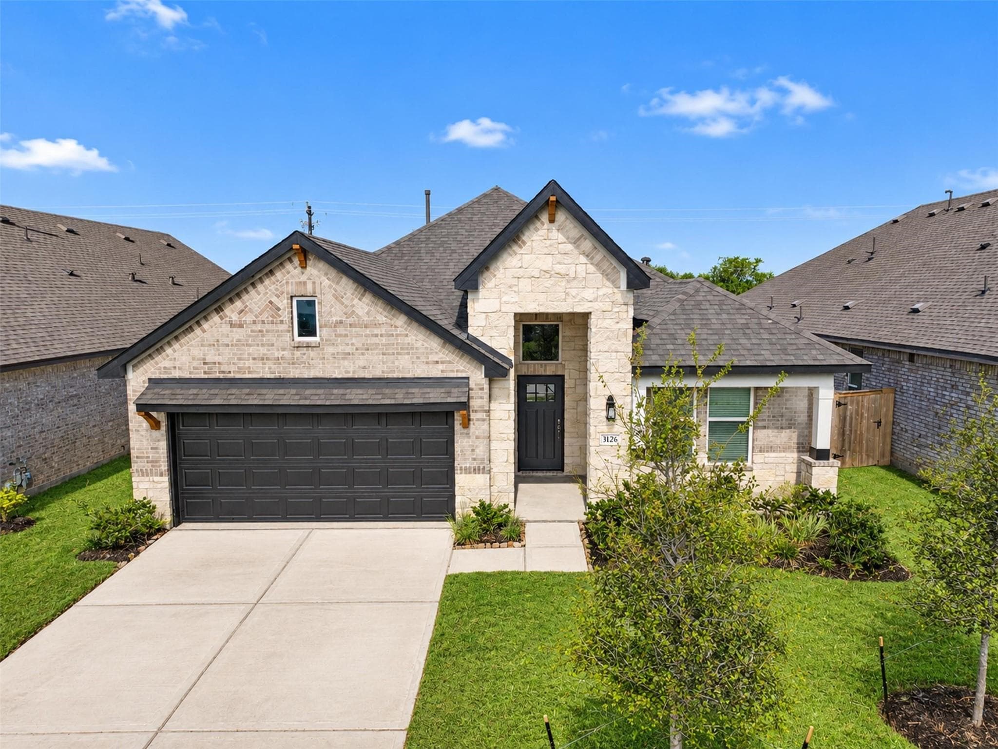 3126 Emerald Hills Drive