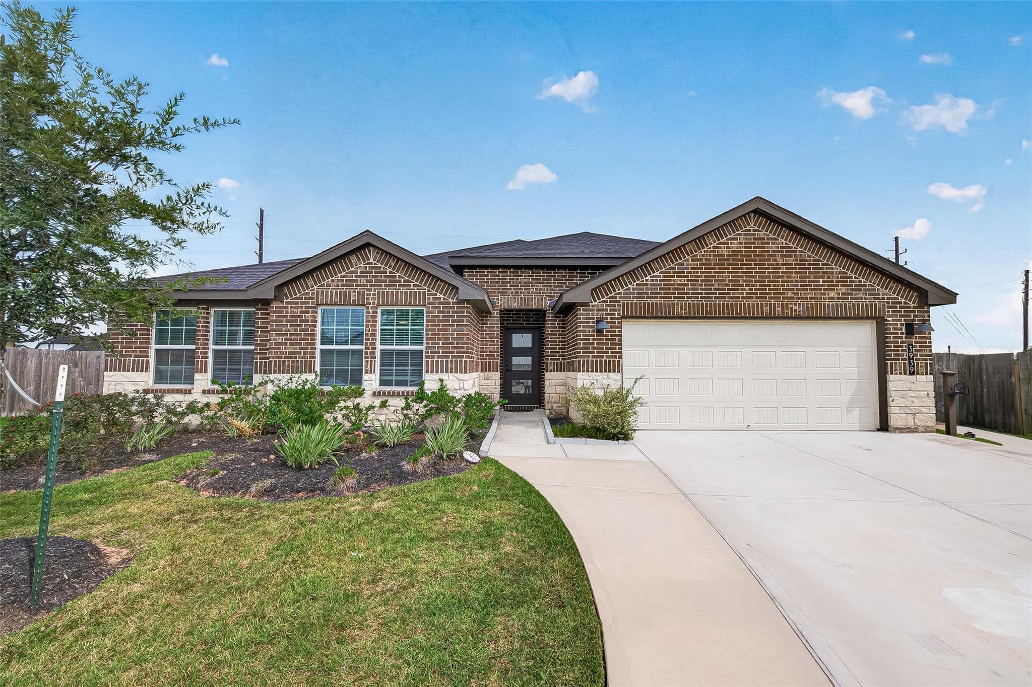 3939 Hordley Terrace Trail