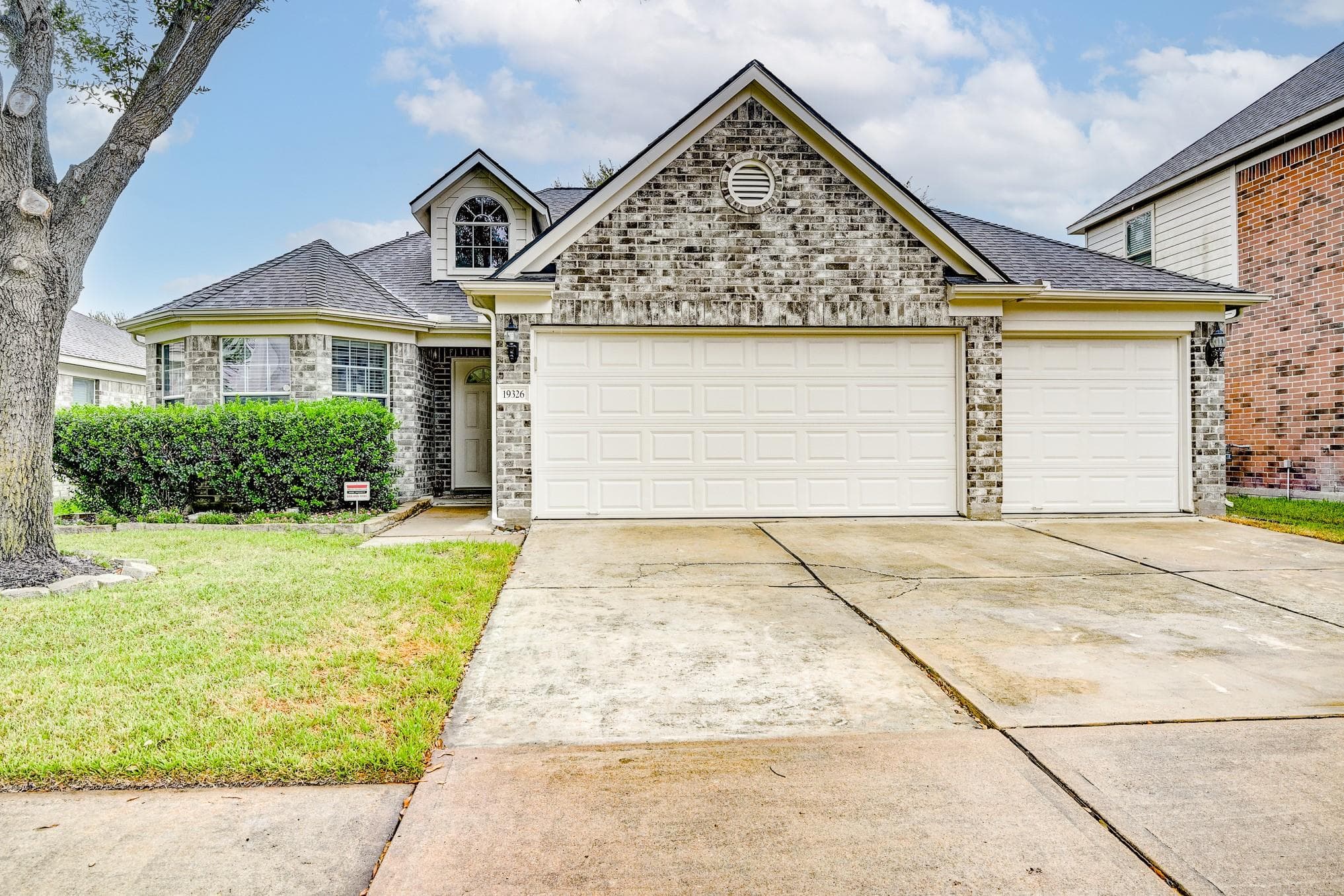 19326 Dawntreader Drive