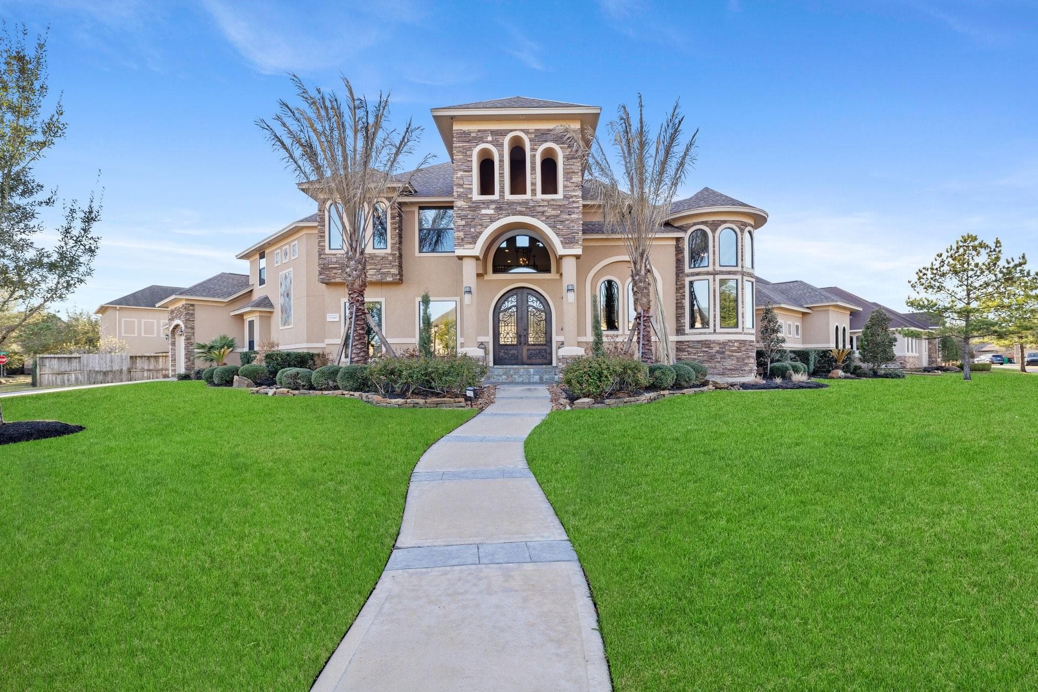21603 Christopher Lake Court
