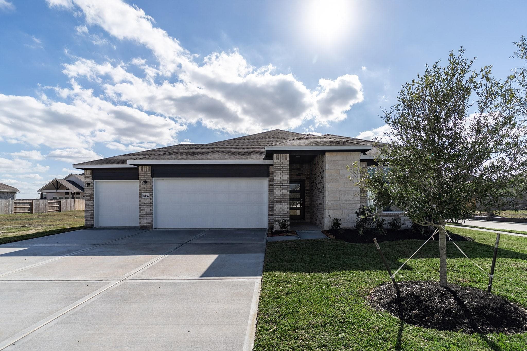 2806 Obsidian Drive