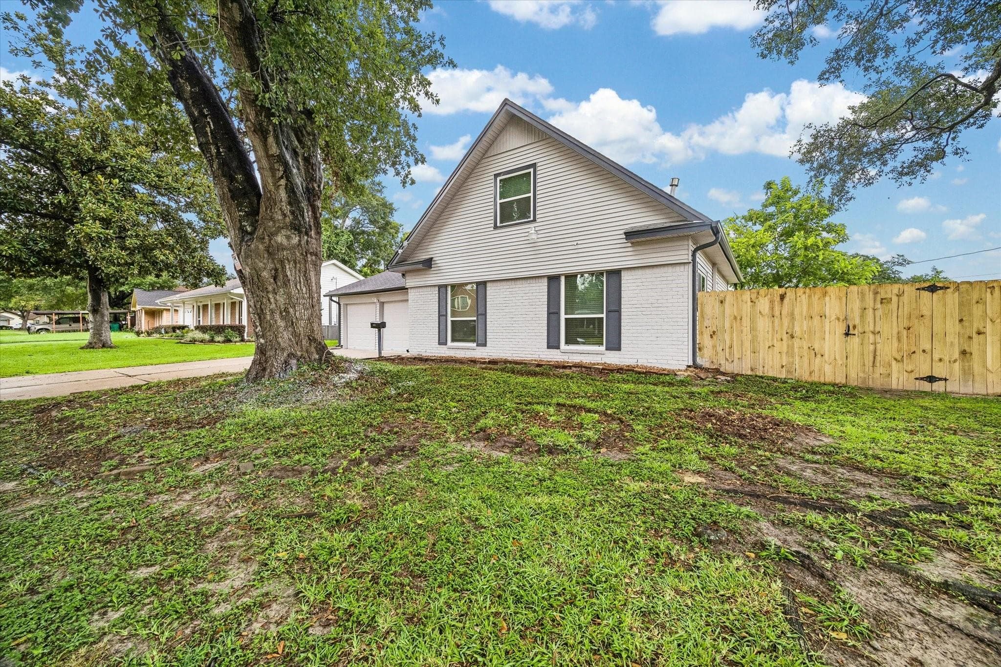 4114 Hill Oak Drive