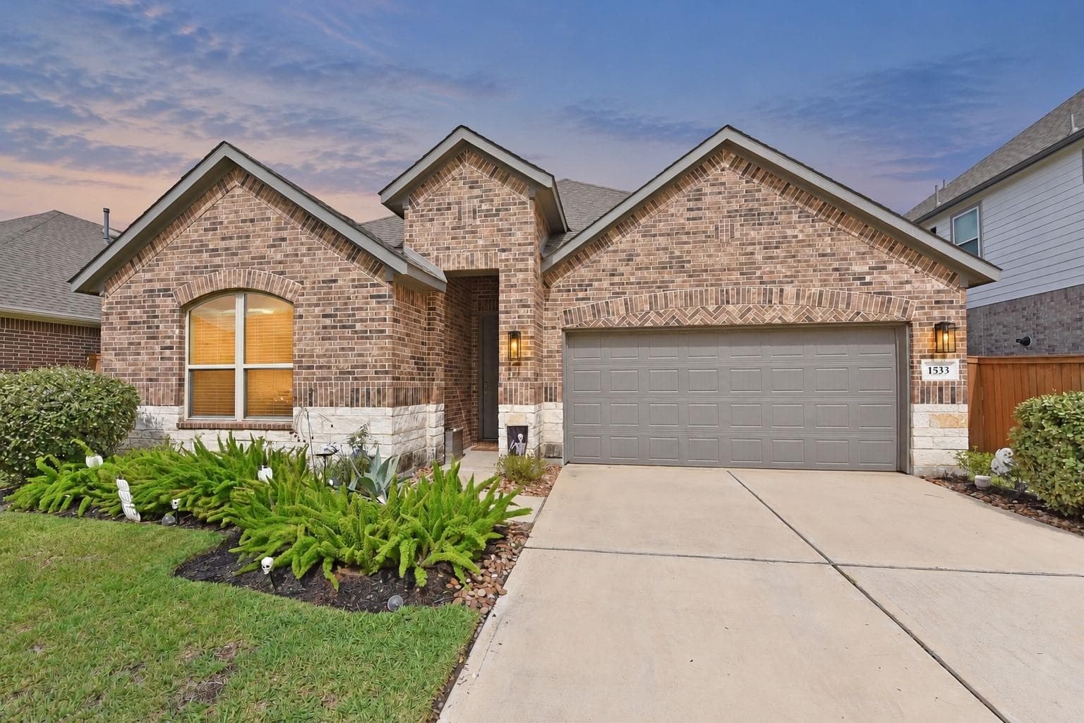 1533 Sunrise Gables Drive