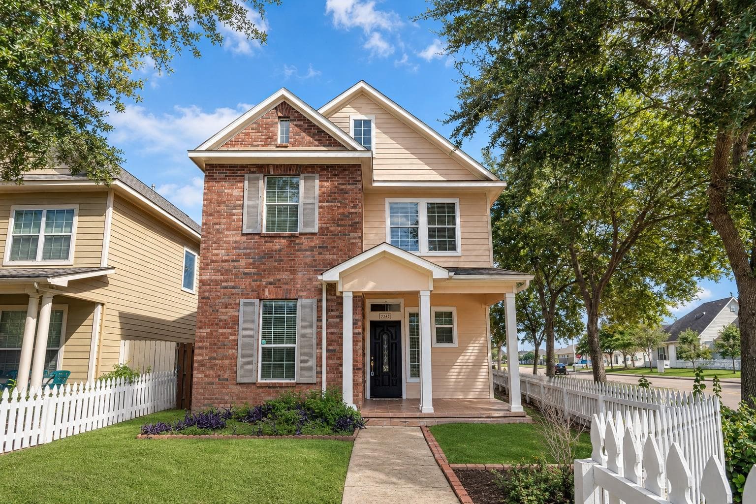 7143 Sun Village Drive