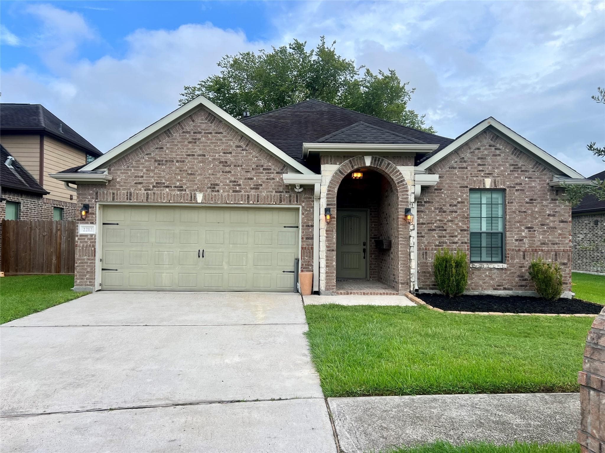 2212 Dove Haven Lane