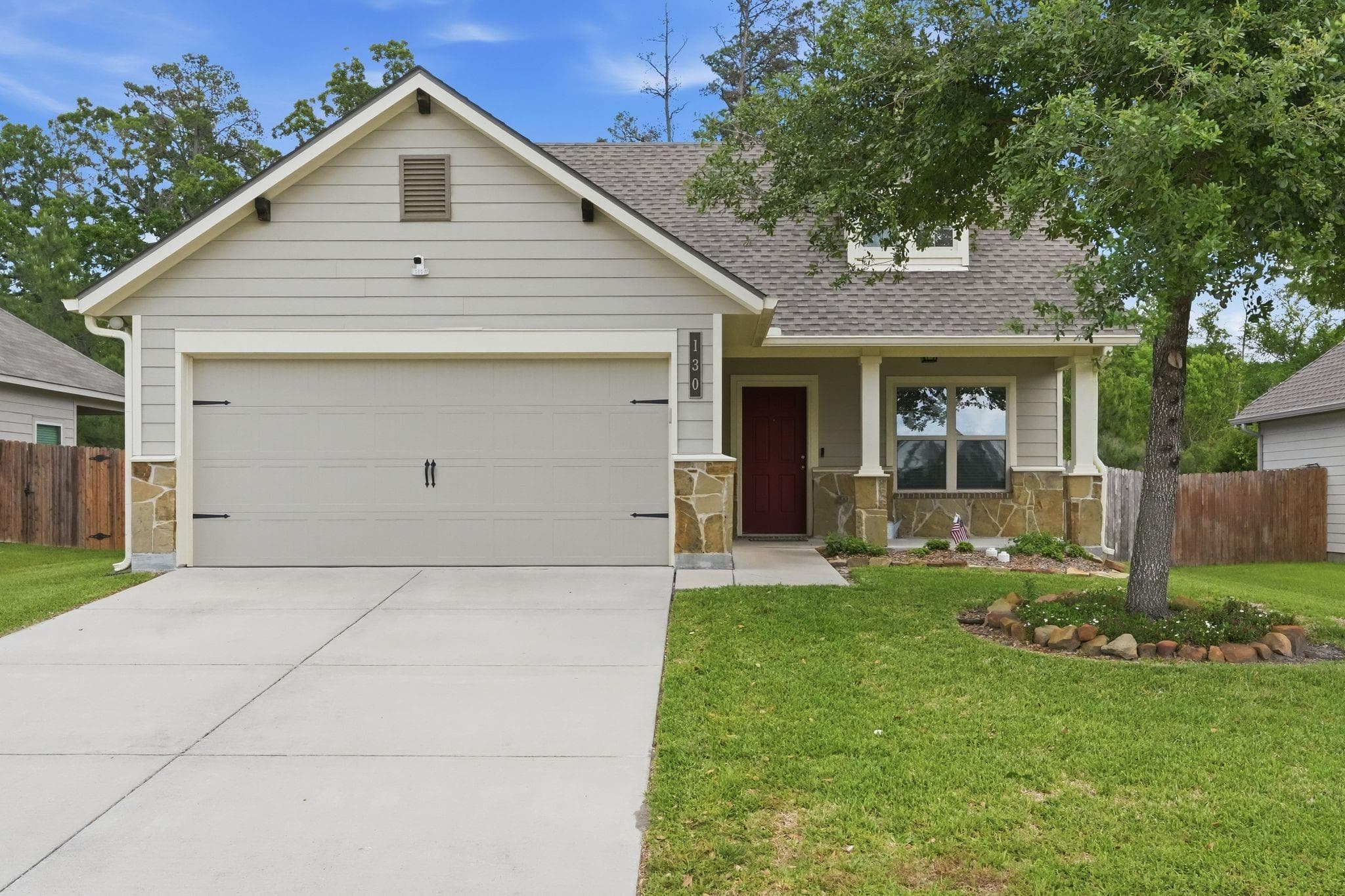 130 Emery Oak Way