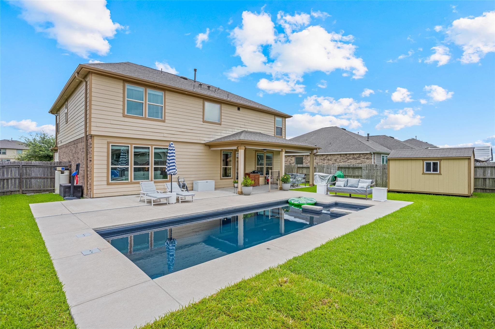 3806 Belmore Lane