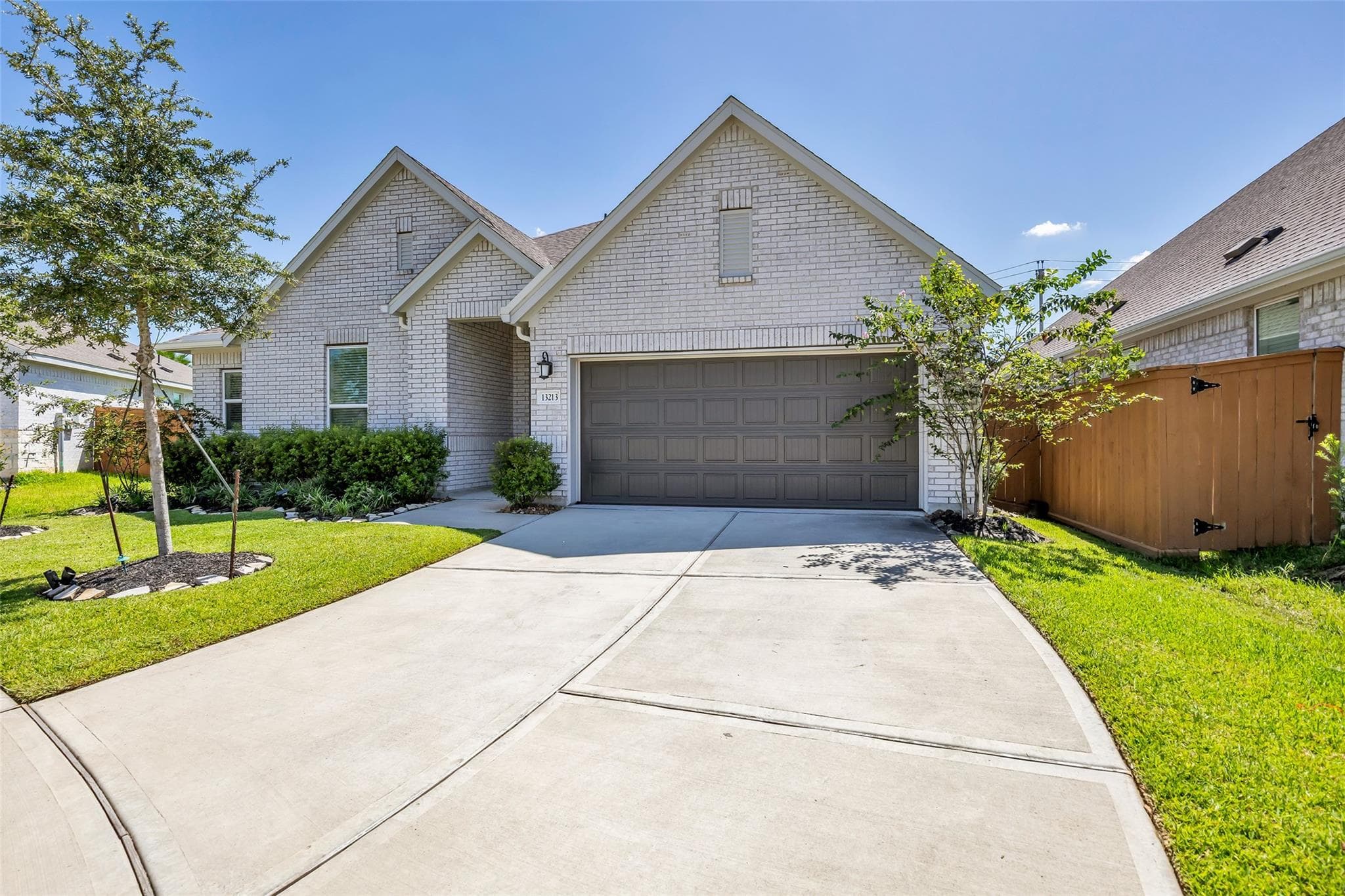 13213 Harbor Point Drive