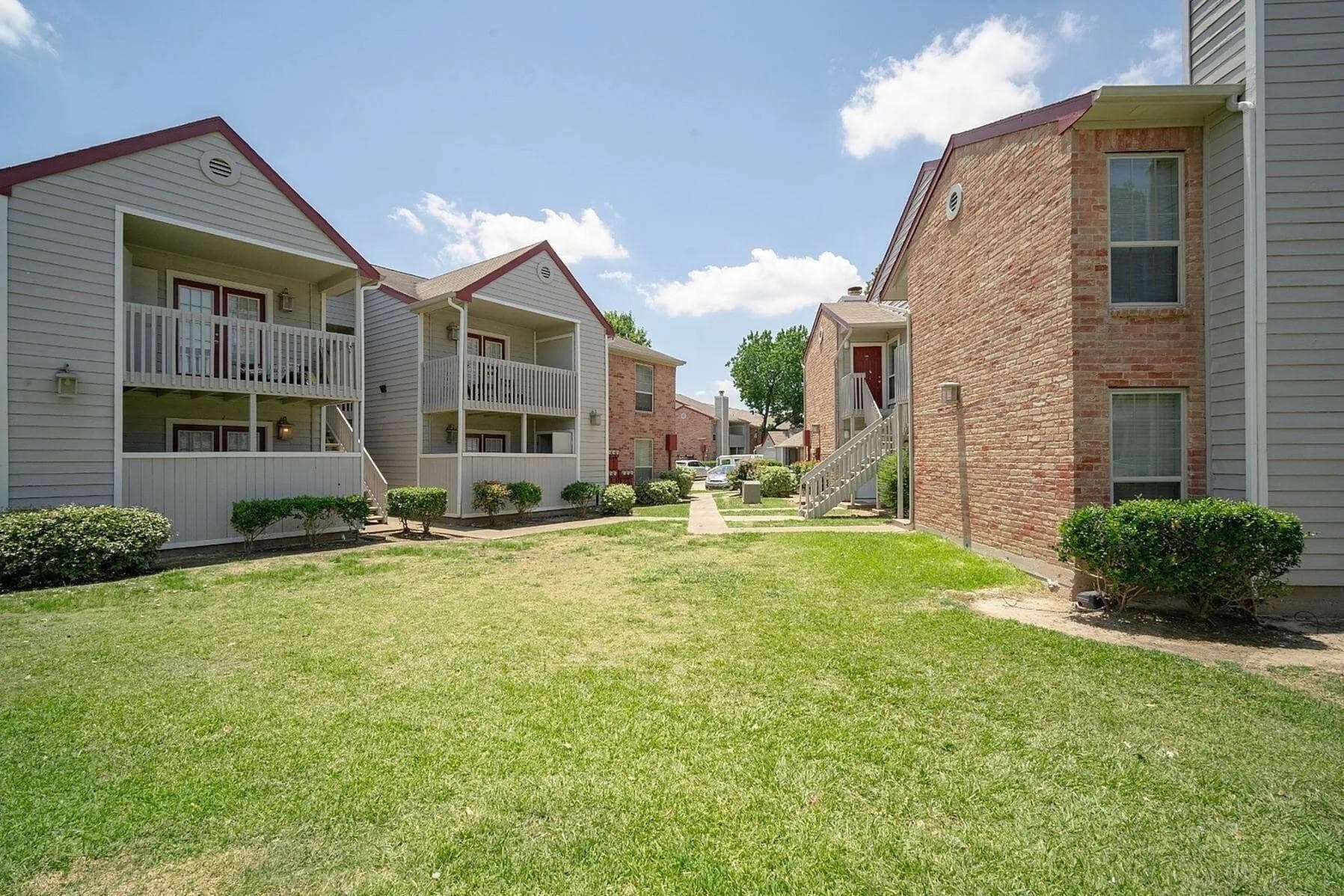 12800 Woodforest Boulevard #N1313