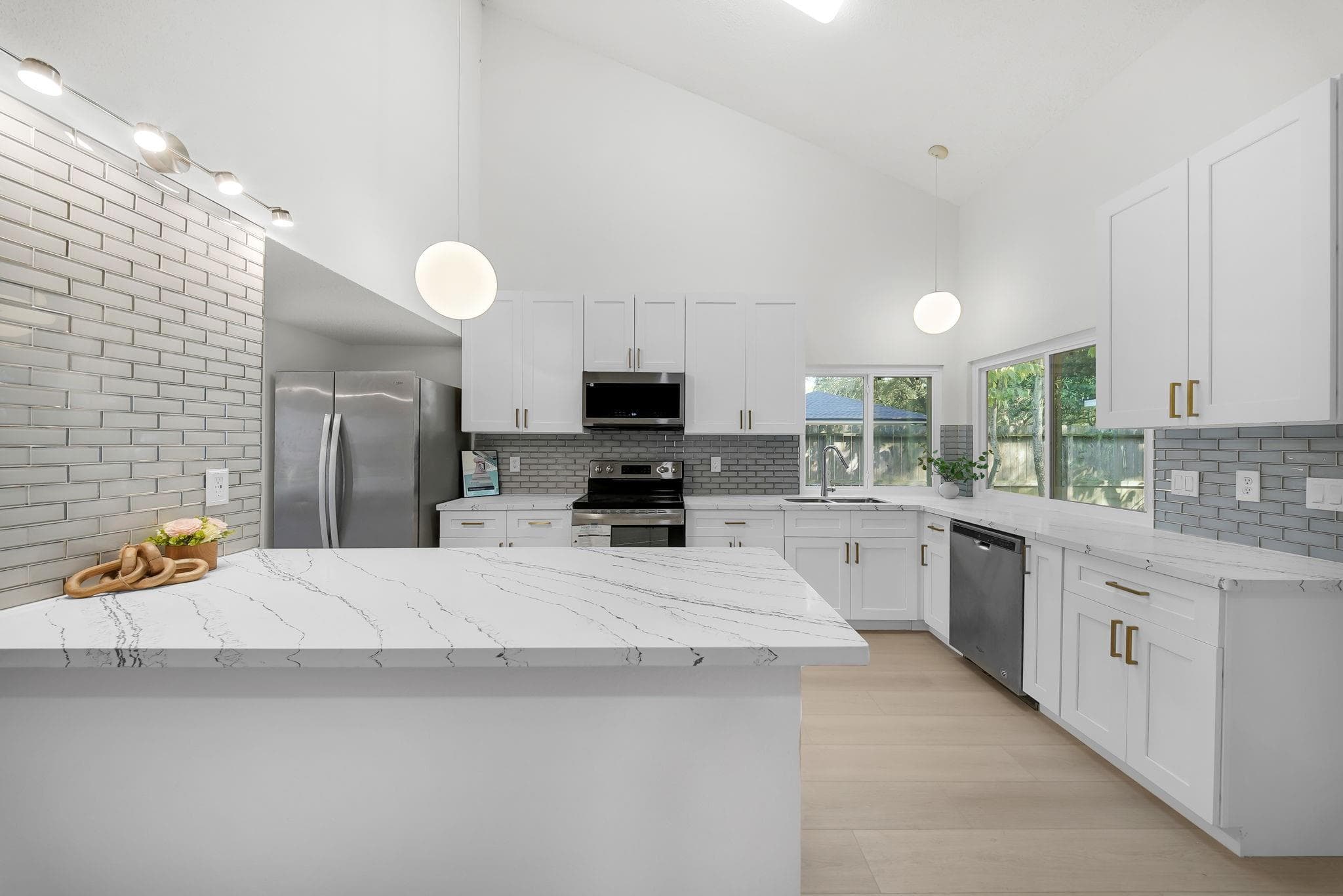 1910 Brushy Creek Drive