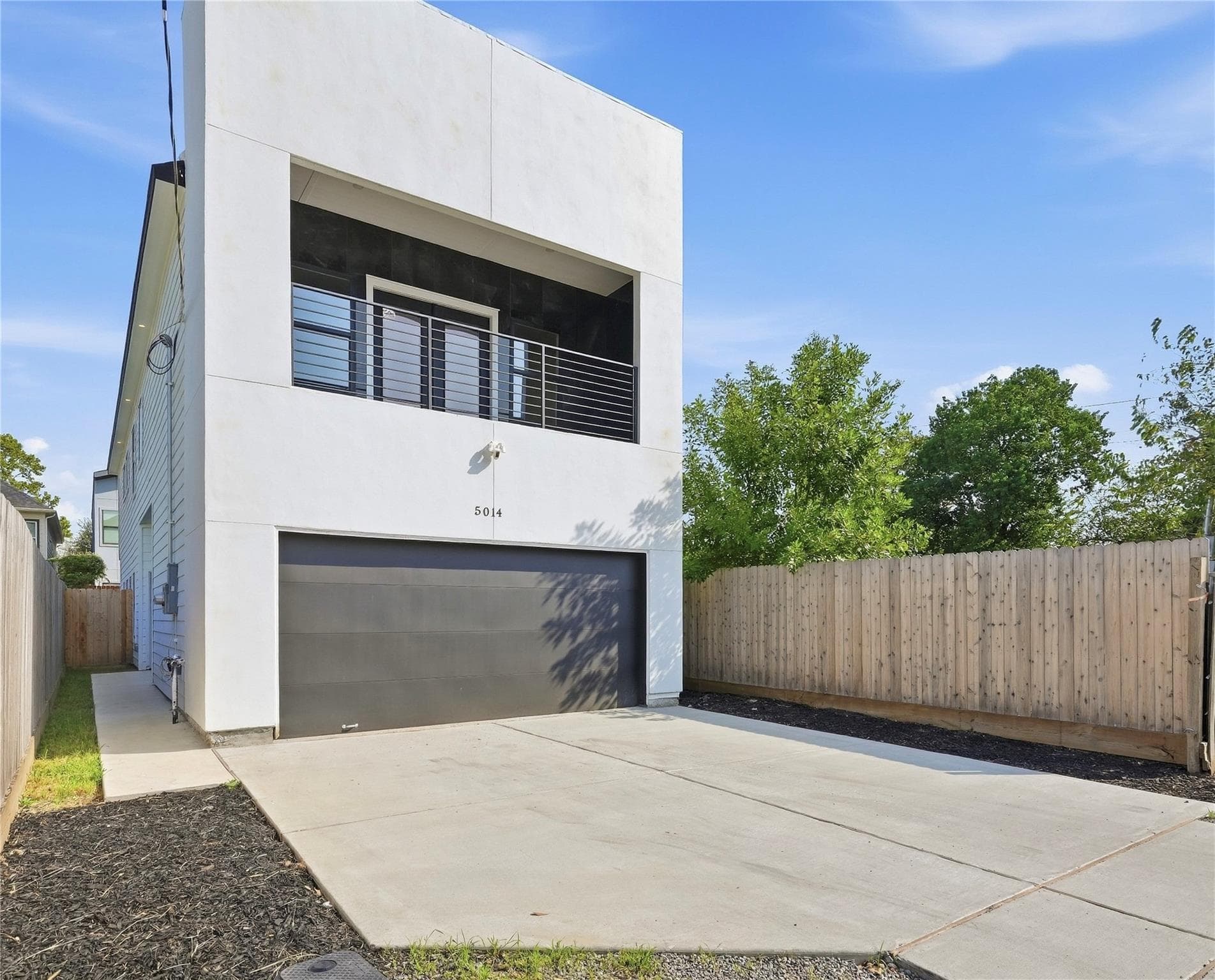 5014 Creekmont Drive