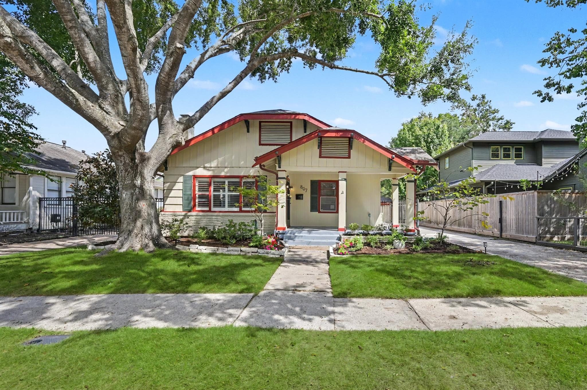 807 Key Street