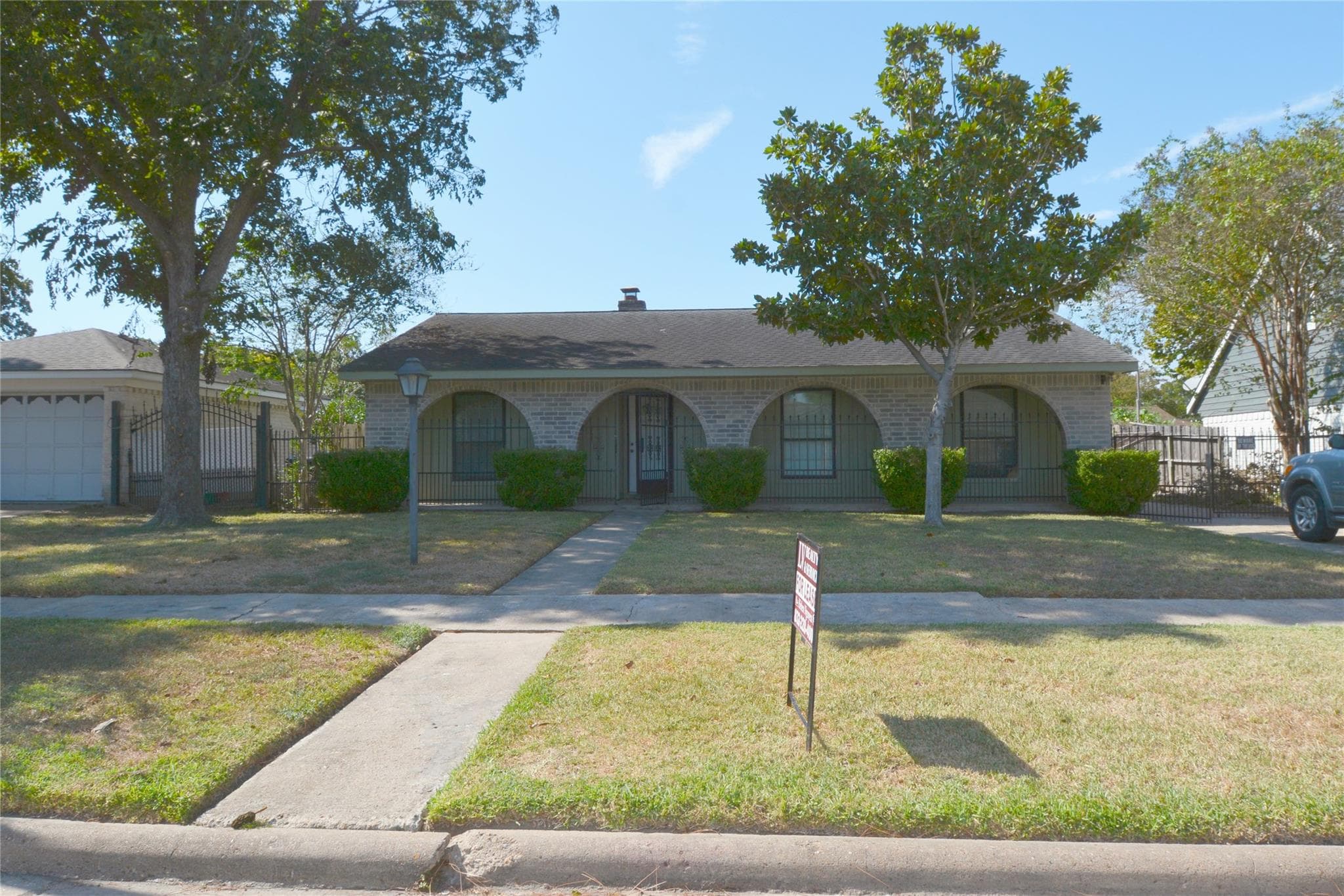10206 Huntington Wood Drive