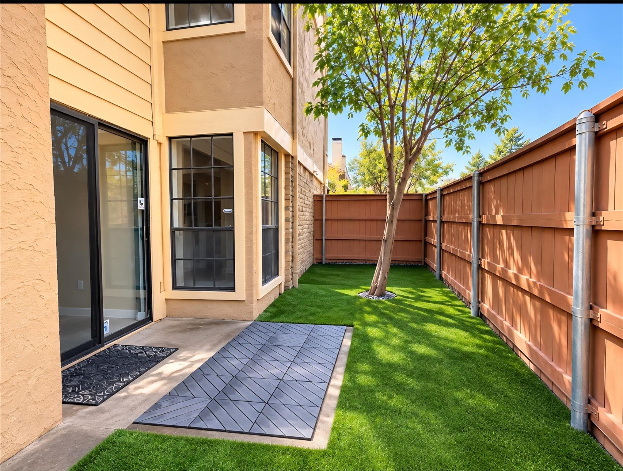 4235 Madera Road #1