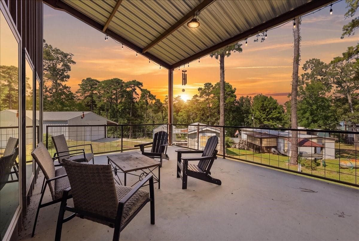 206 Knollwood Drive