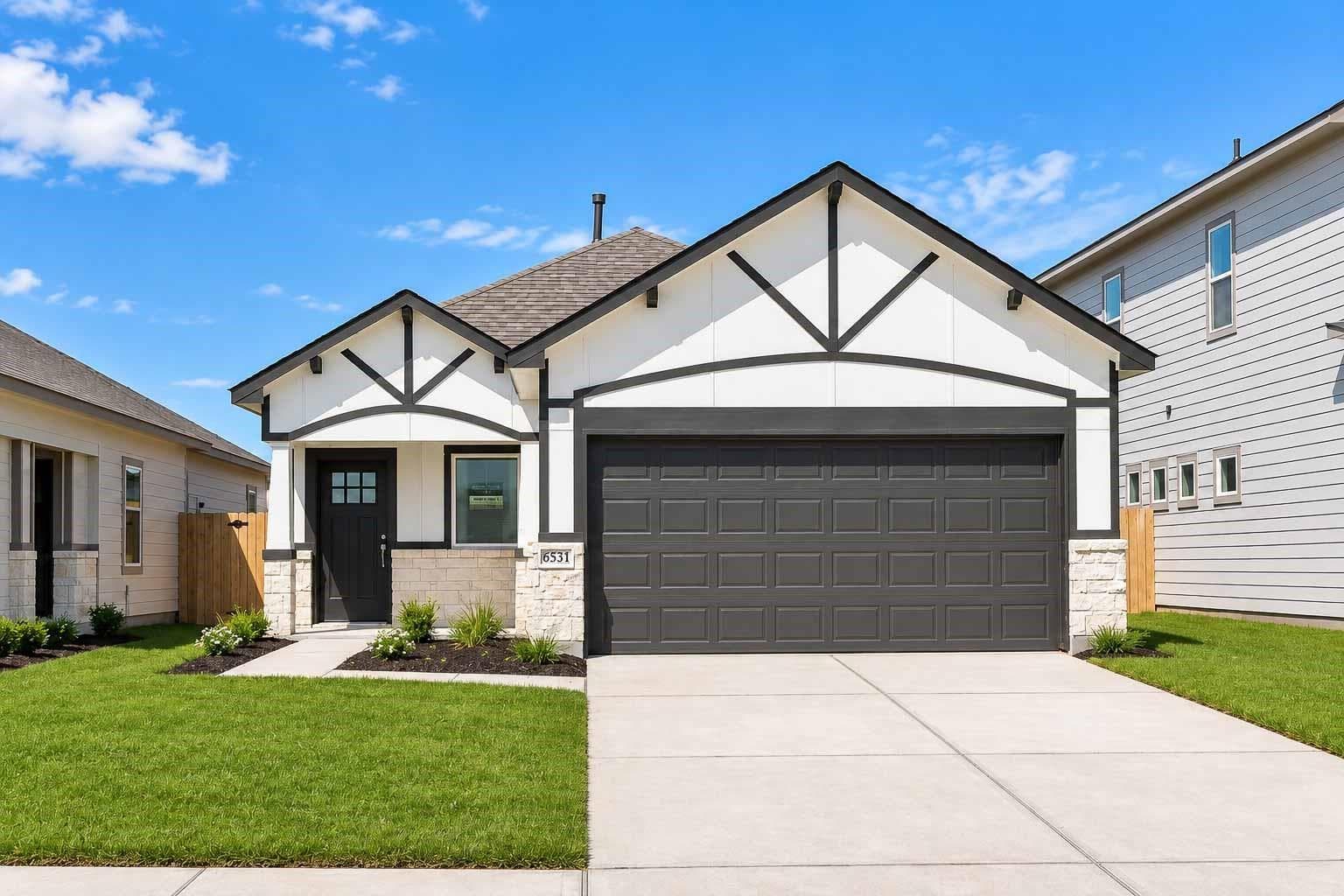 6531 Escondido Drive