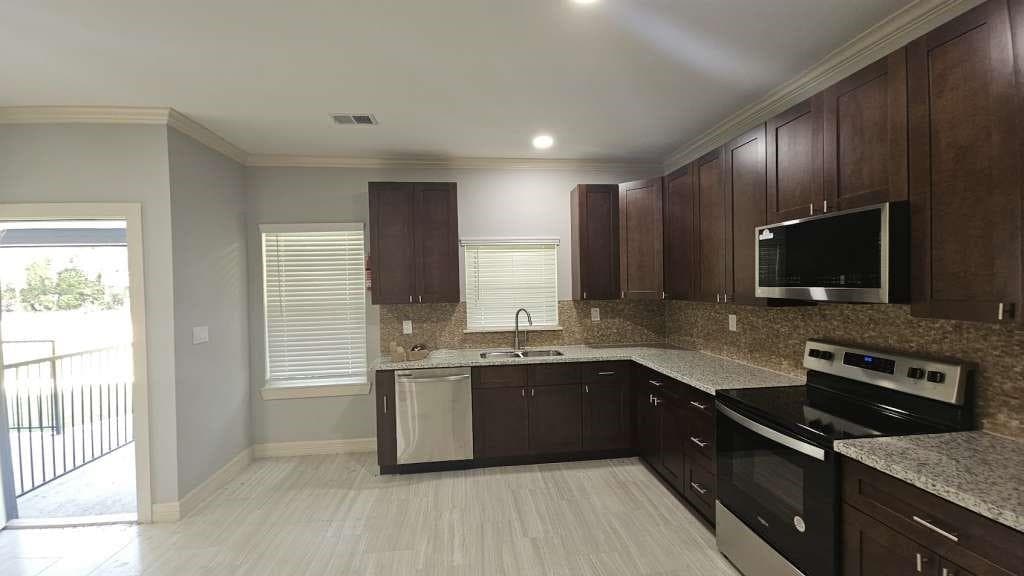 5802 Twisted Pine Court #B