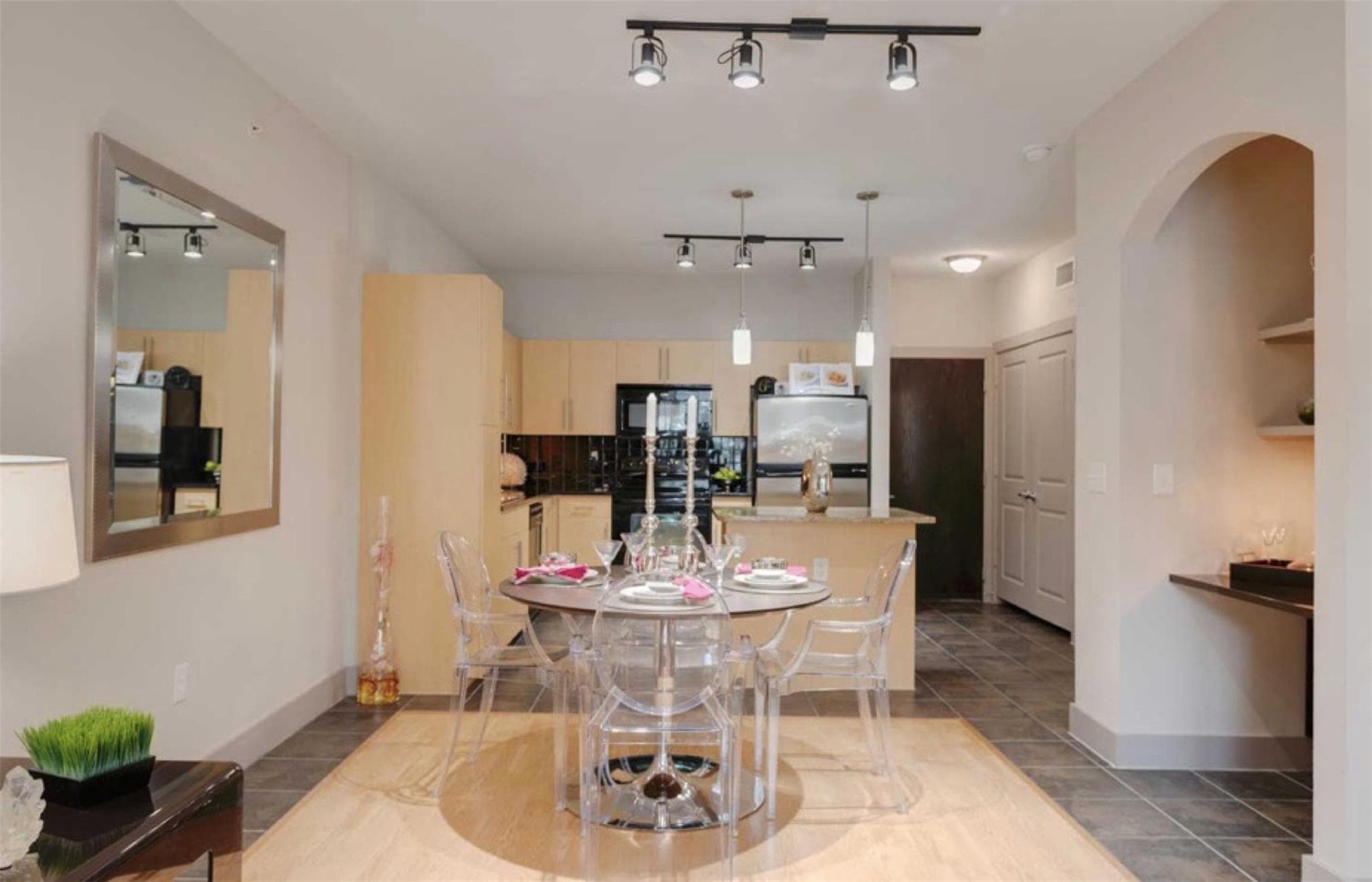 3660 Richmond Avenue #141-P6