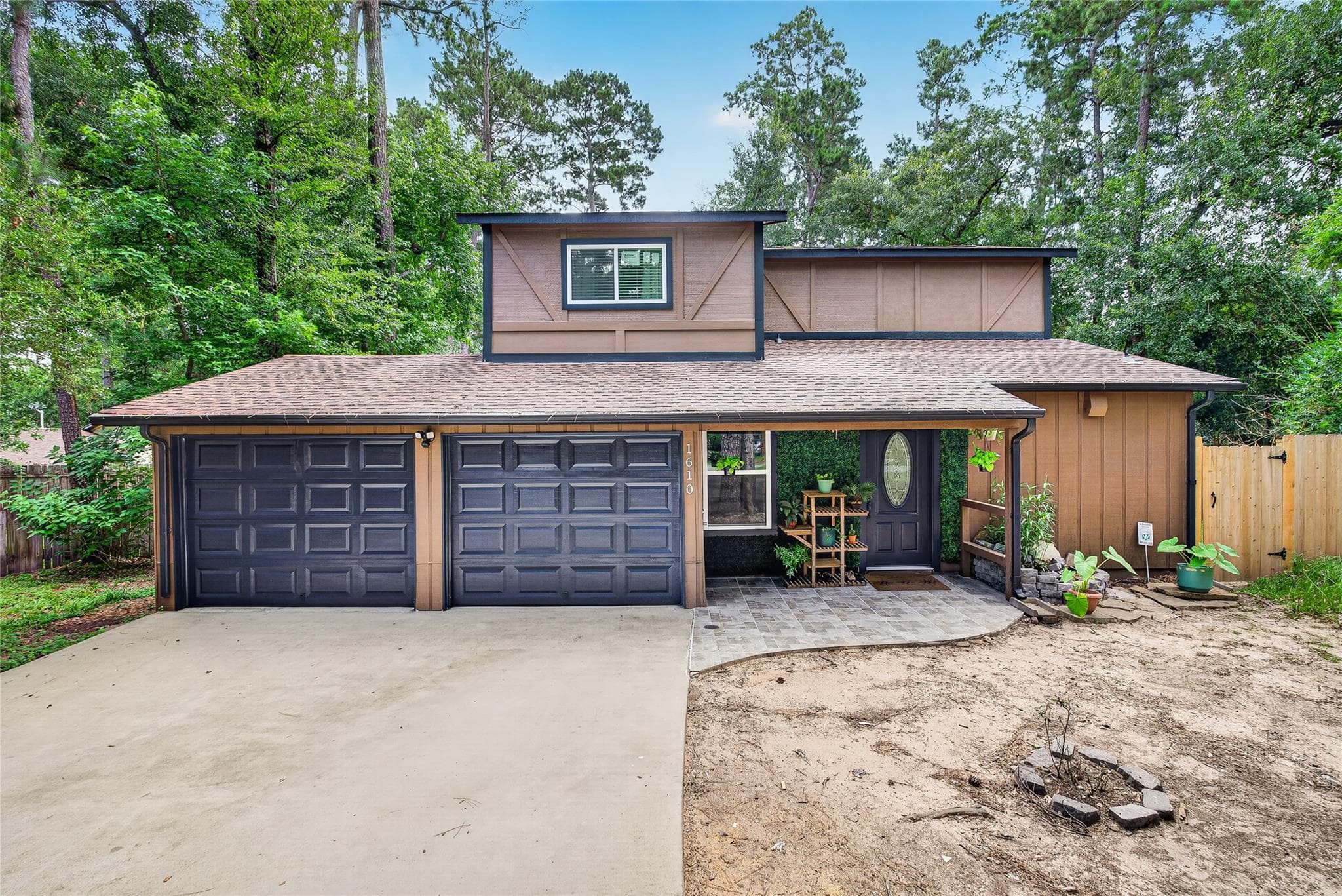 1610 N Red Cedar Circle