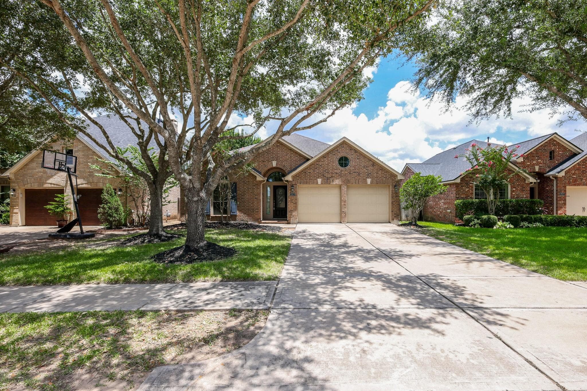 2919 Chalet Knolls Lane