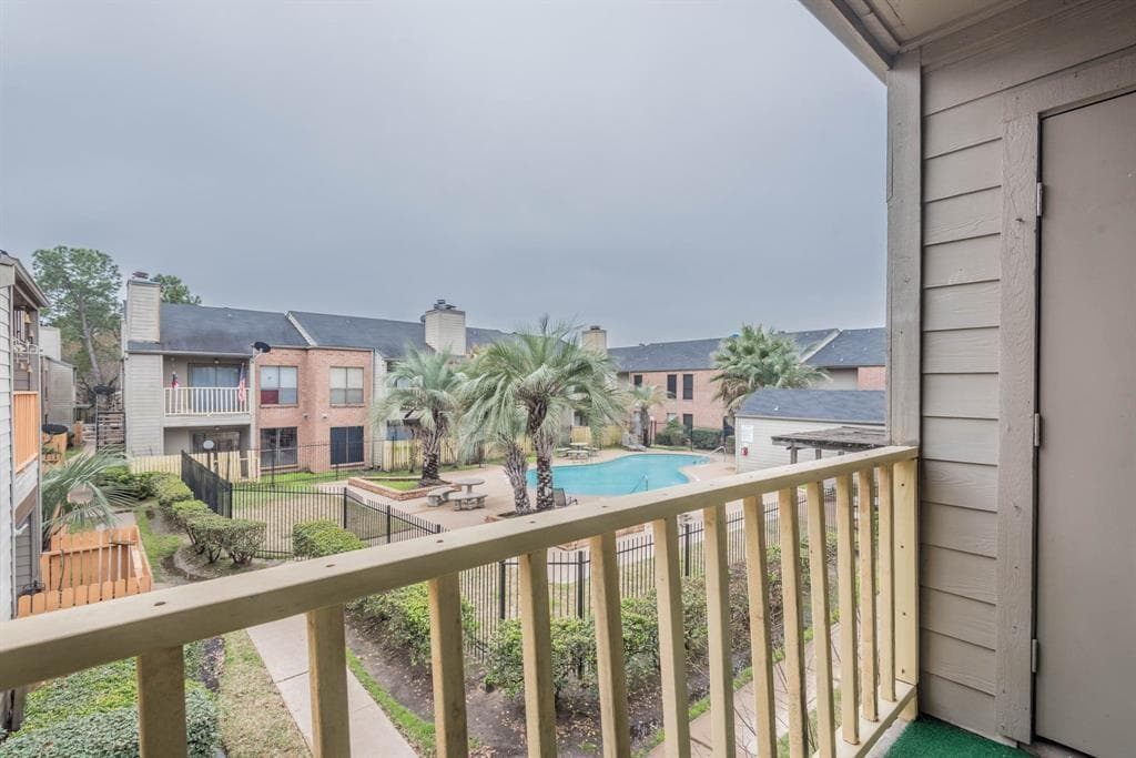 16111 Aspenglen Drive #206