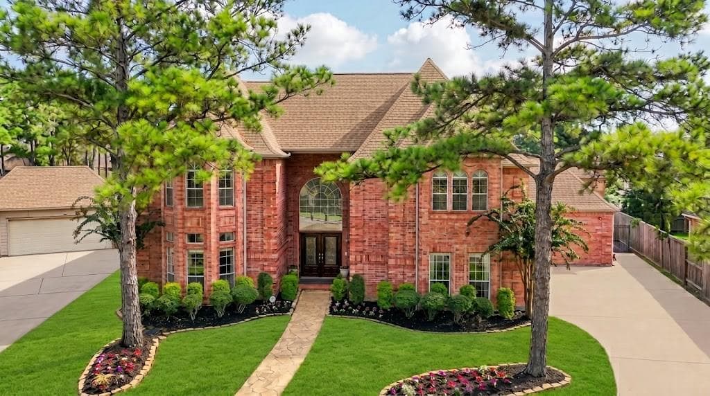 5214 Summer Snow Drive