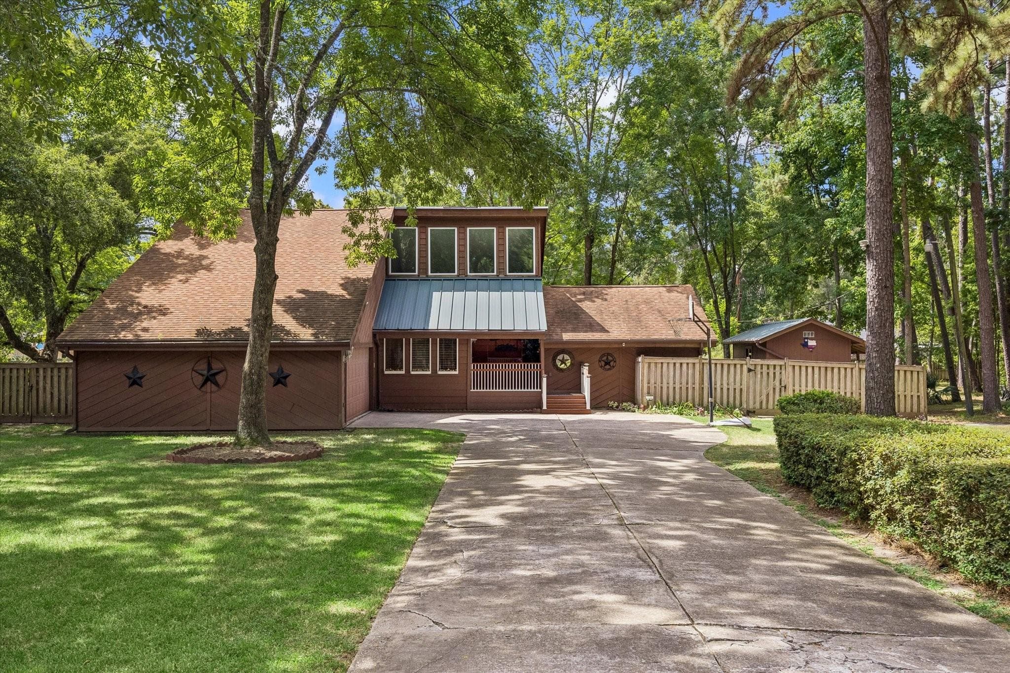 24288 Maple Circle