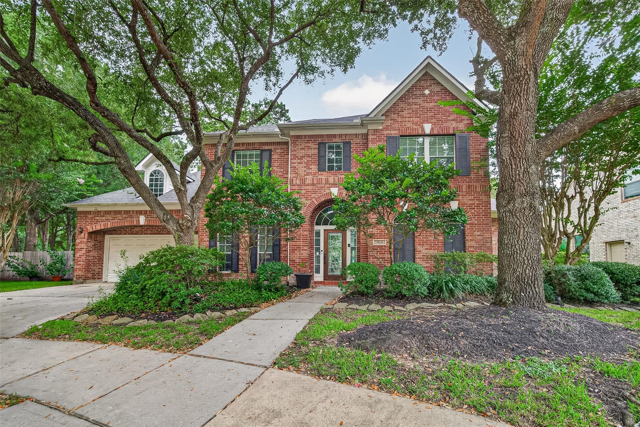 15618 Stable Brook Circle