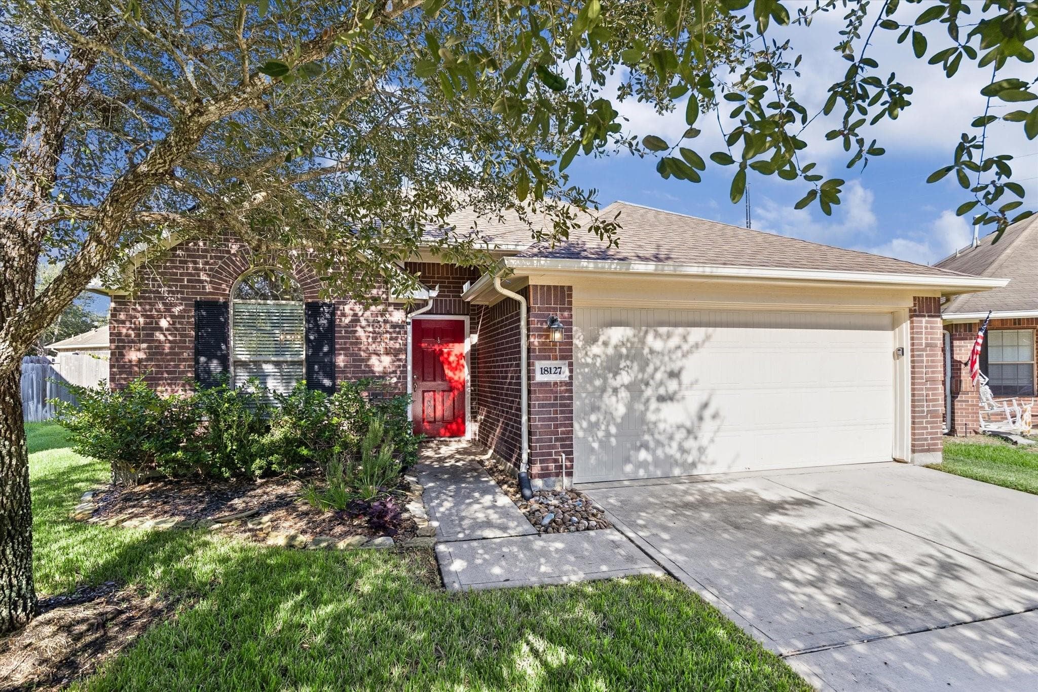 18127 Hillock Glen Lane