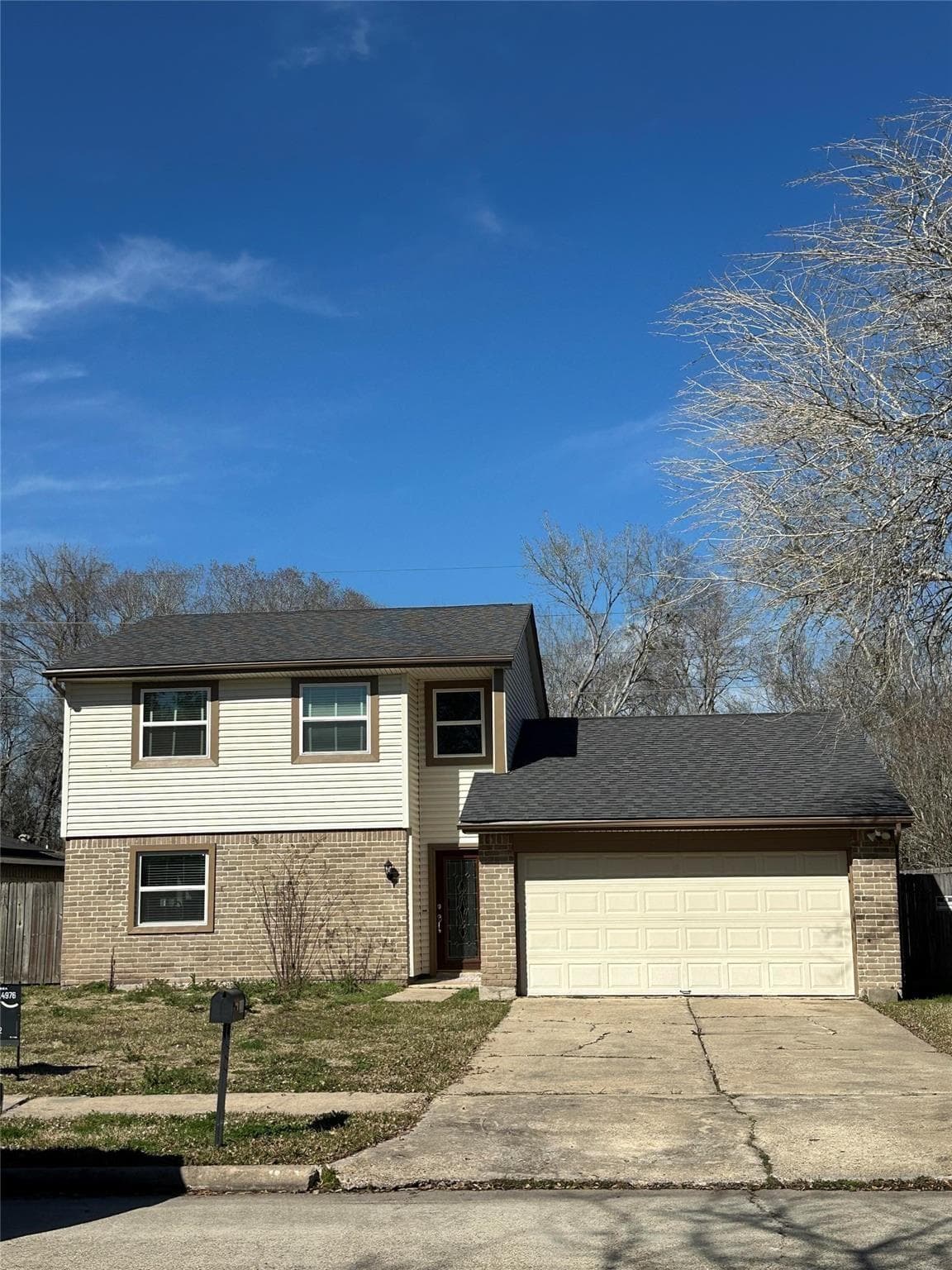 2318 Aprilmont Drive