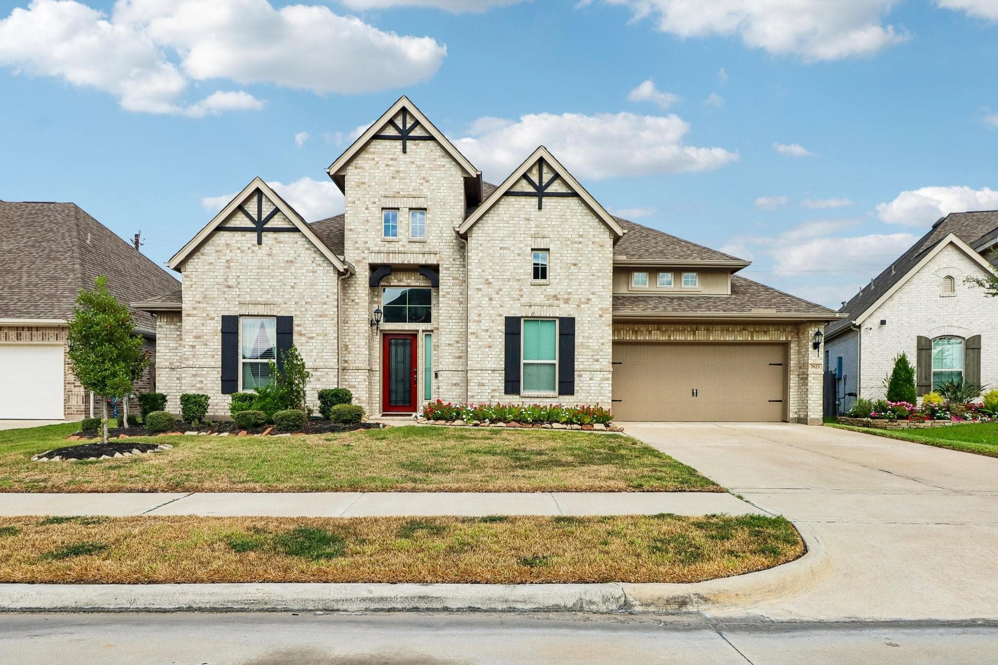 7823 Leighton Trail