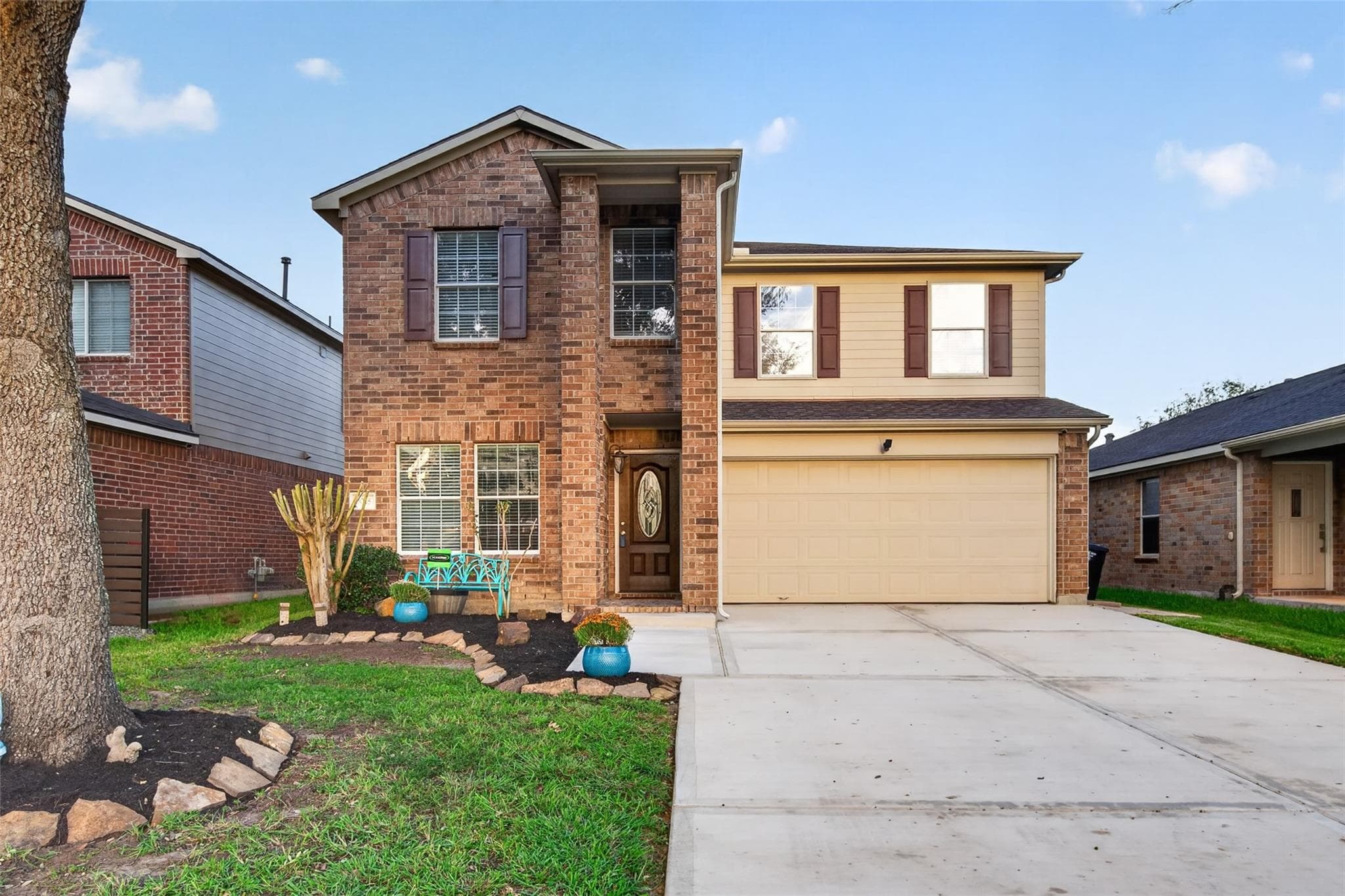 9015 Grand Villa Lane