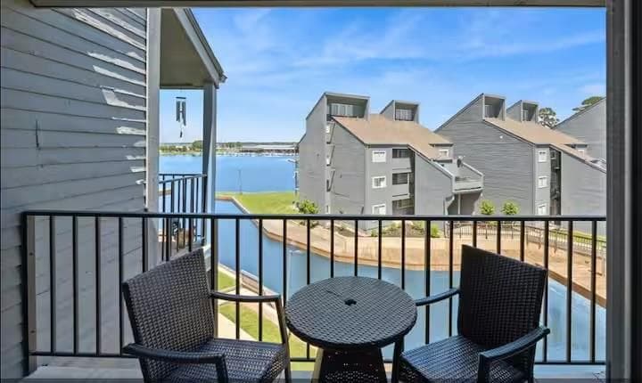 12500 Building D UNIT 335 Melville Drive #335