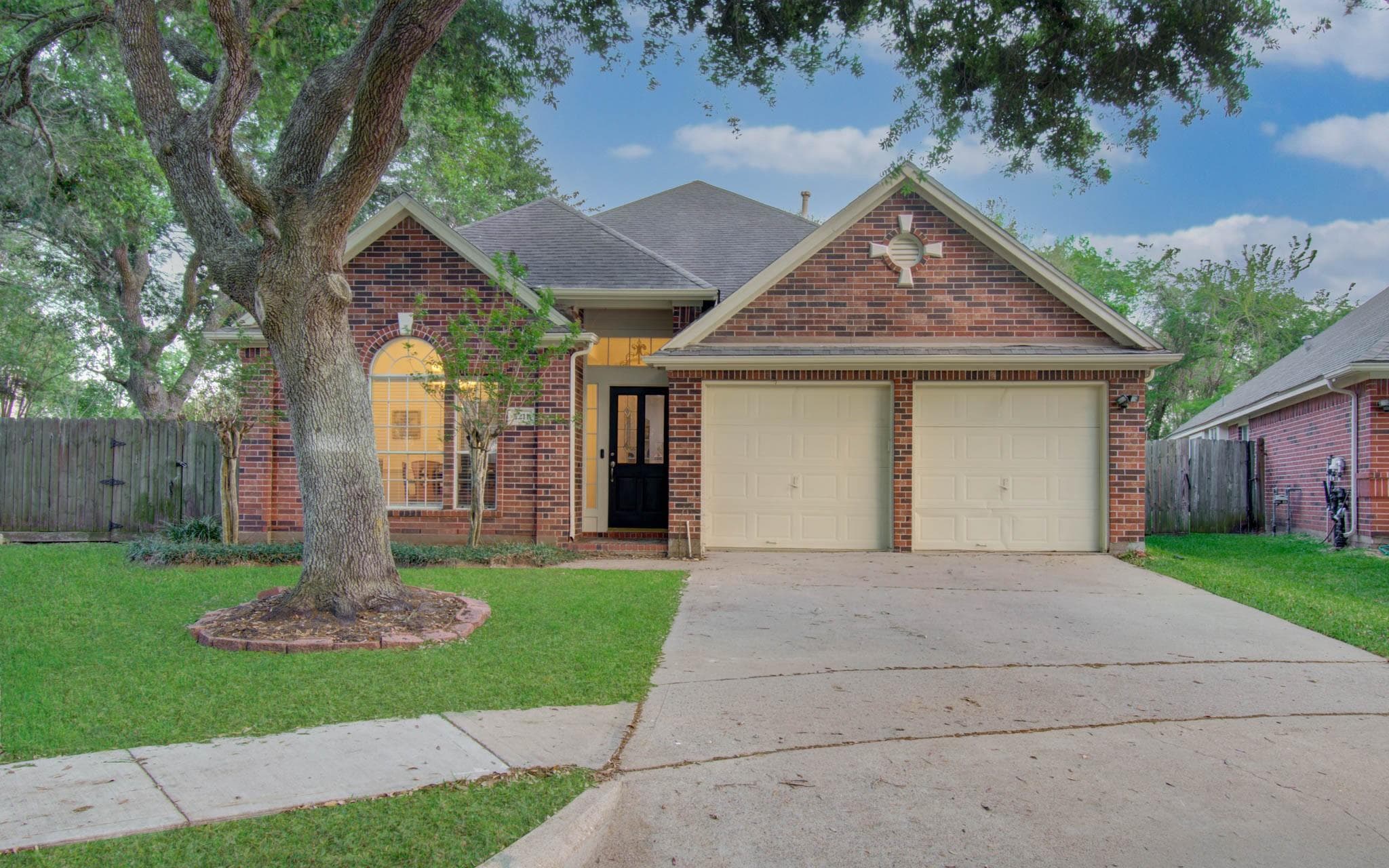 7211 Cambridge Cove Circle