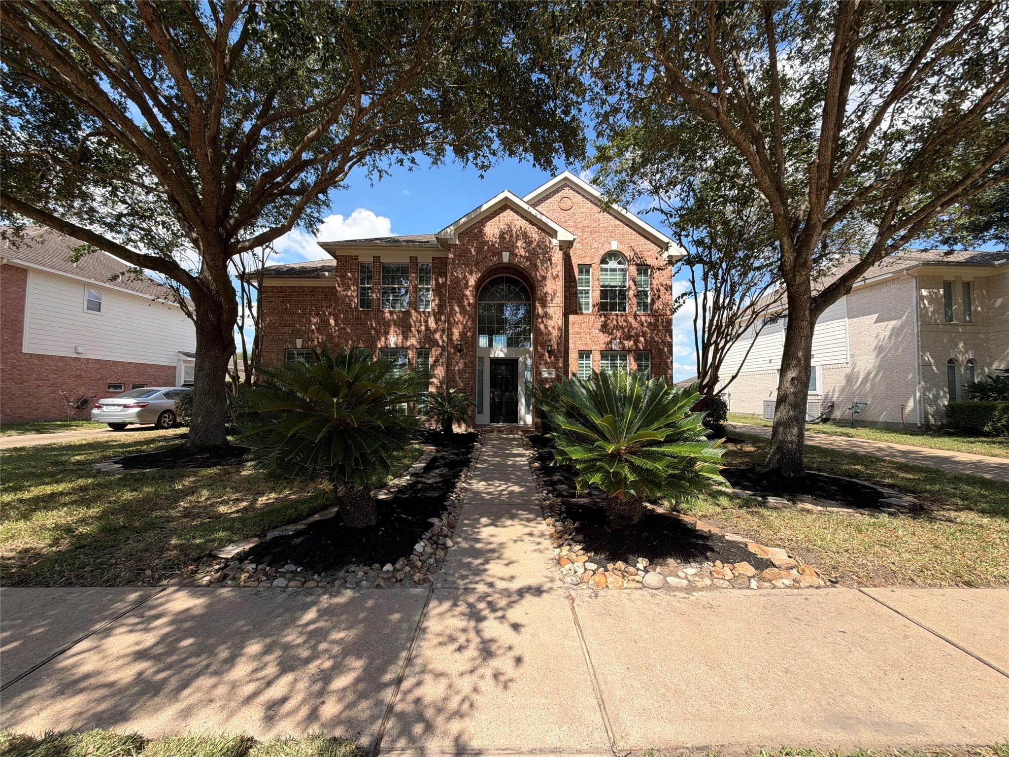 18006 Oakfield Glen Lane