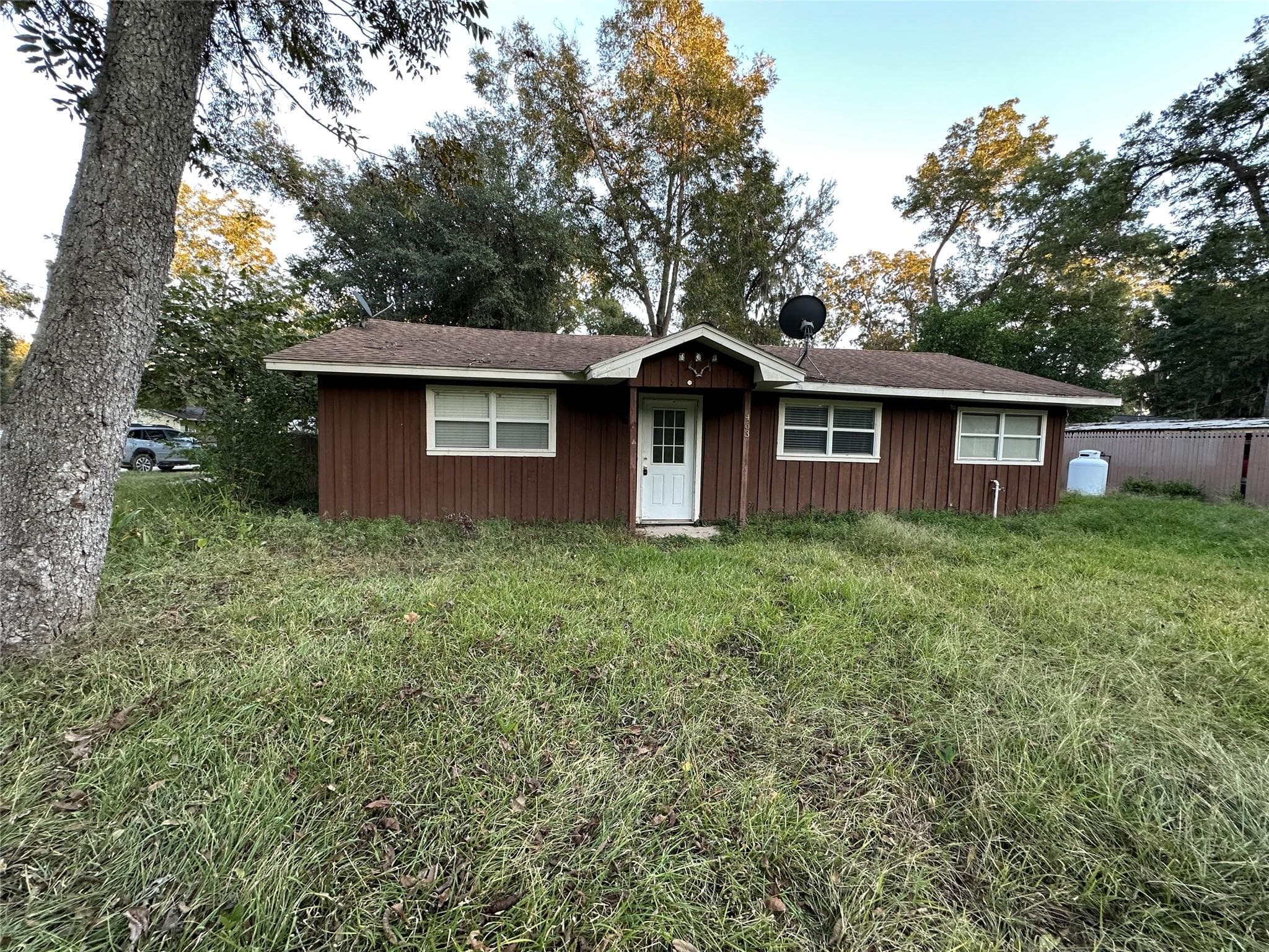 463 W Taylor Lake Circle