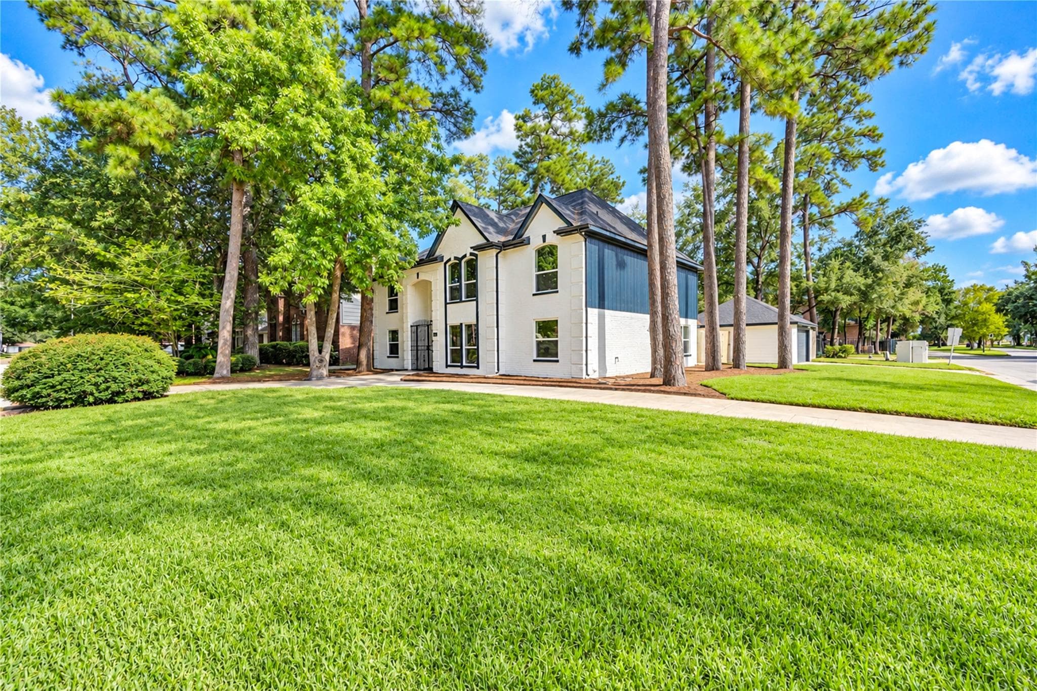 6735 Coral Ridge Road