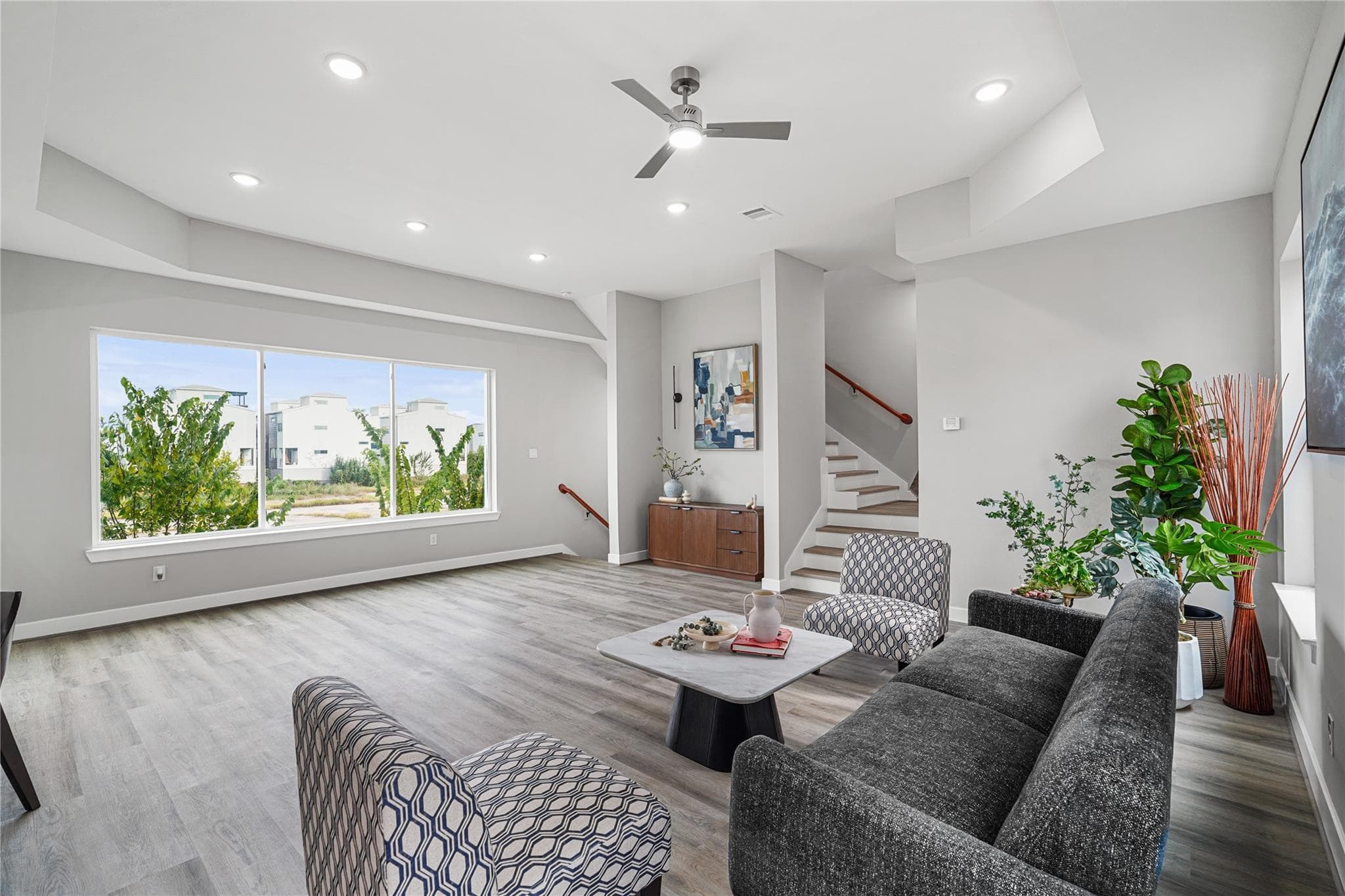 1222 W 18th Street